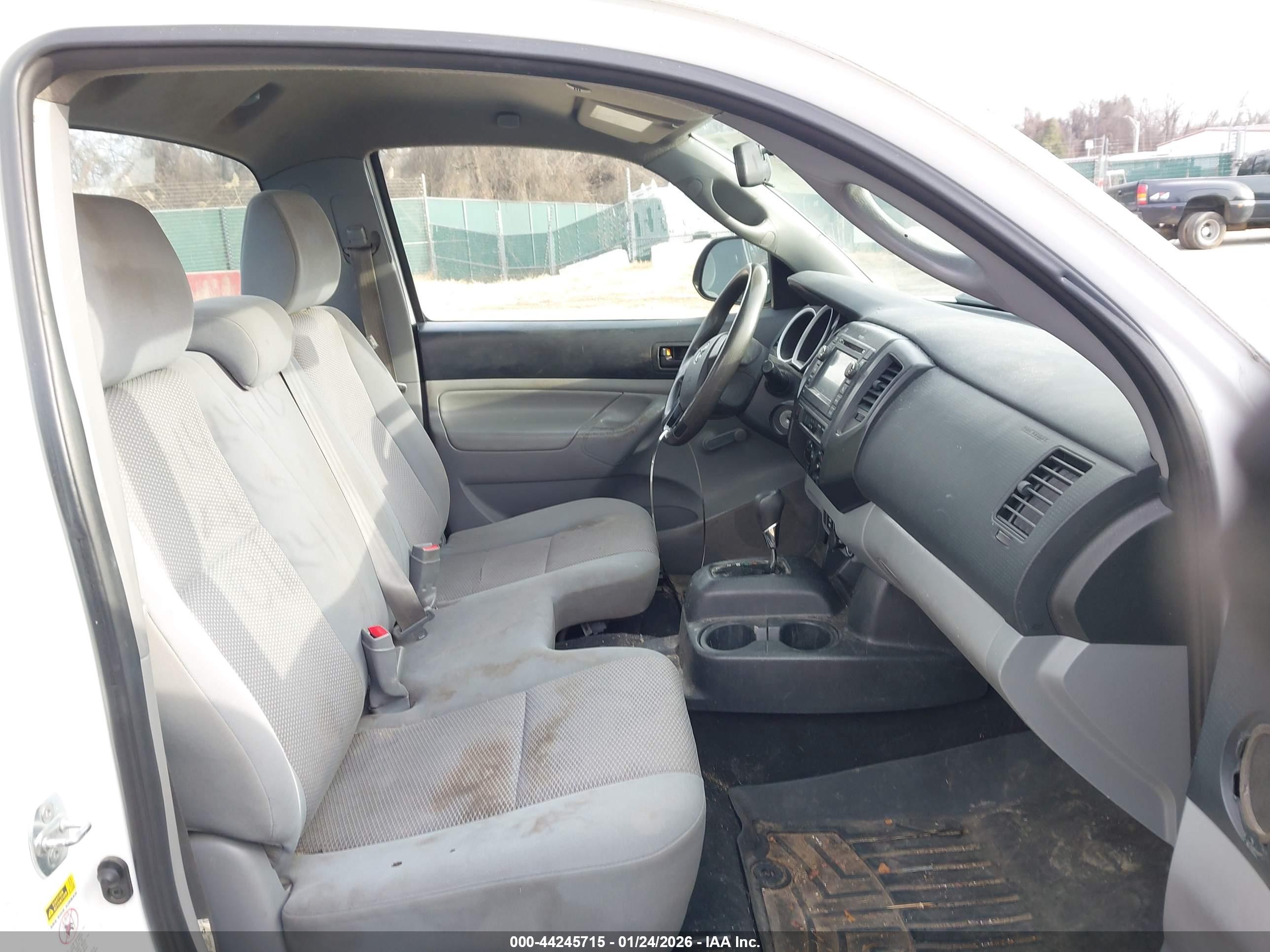 TOYOTA TACOMA image 8