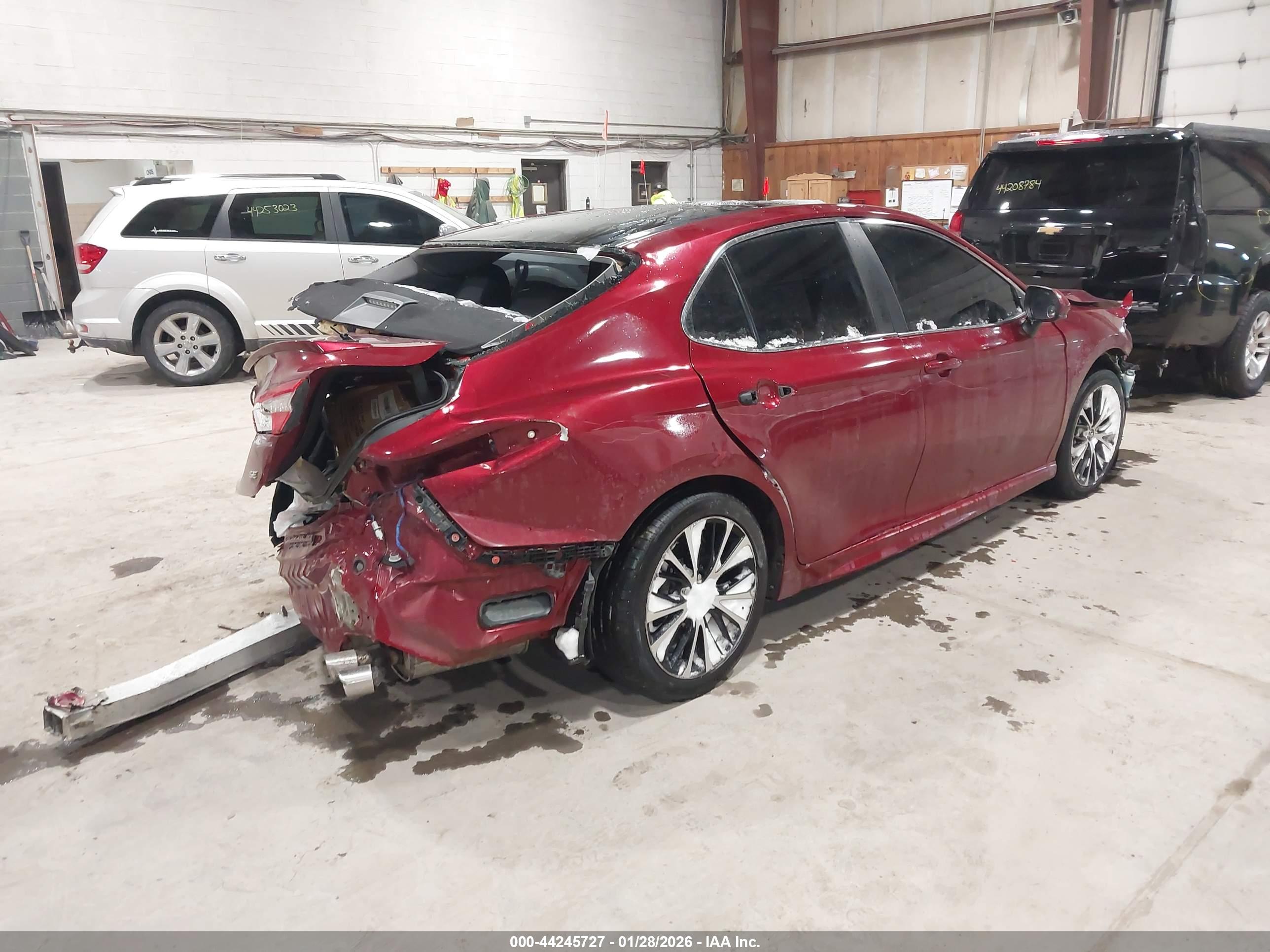 TOYOTA CAMRY image 4