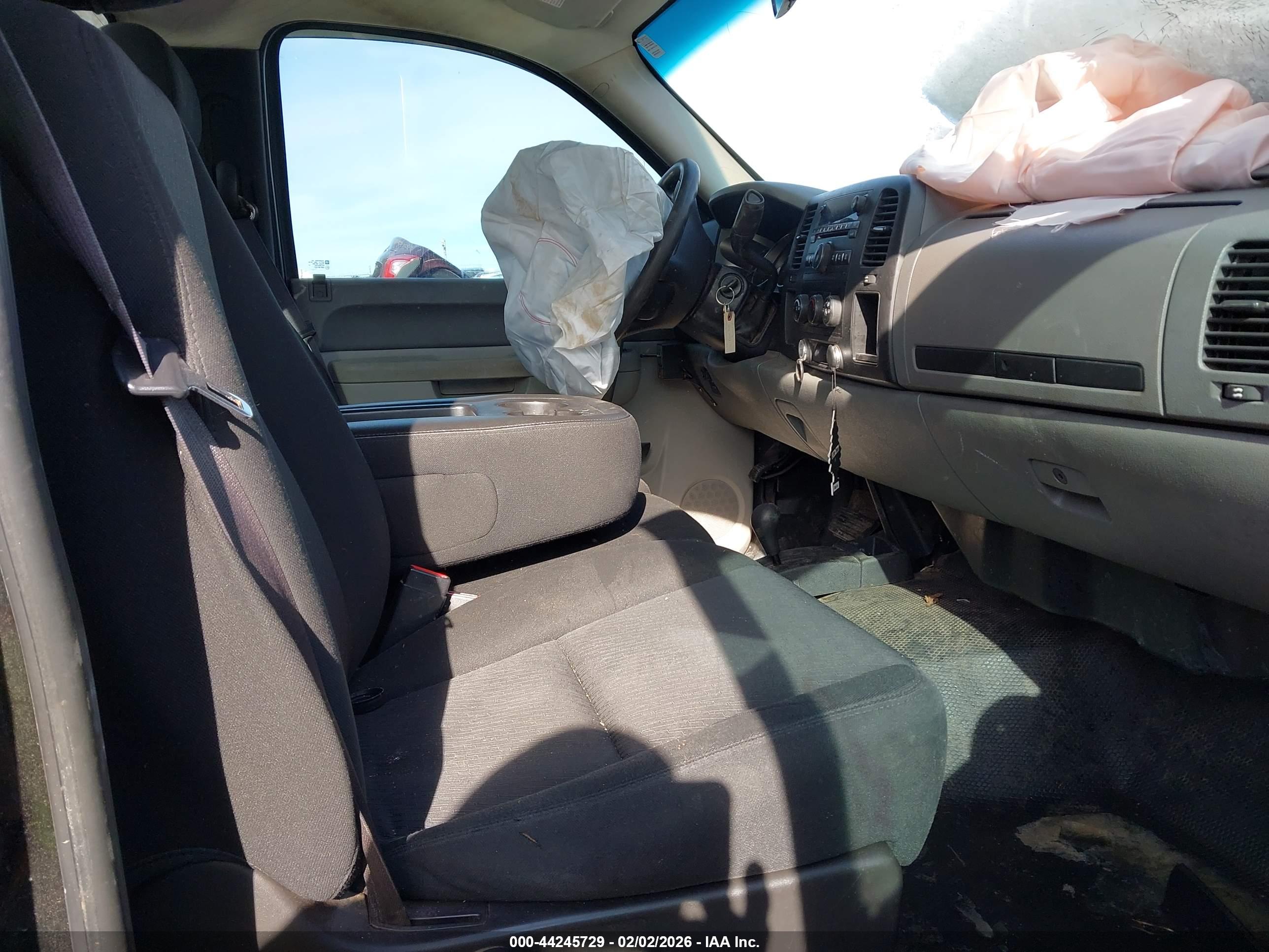 GMC SIERRA image 5