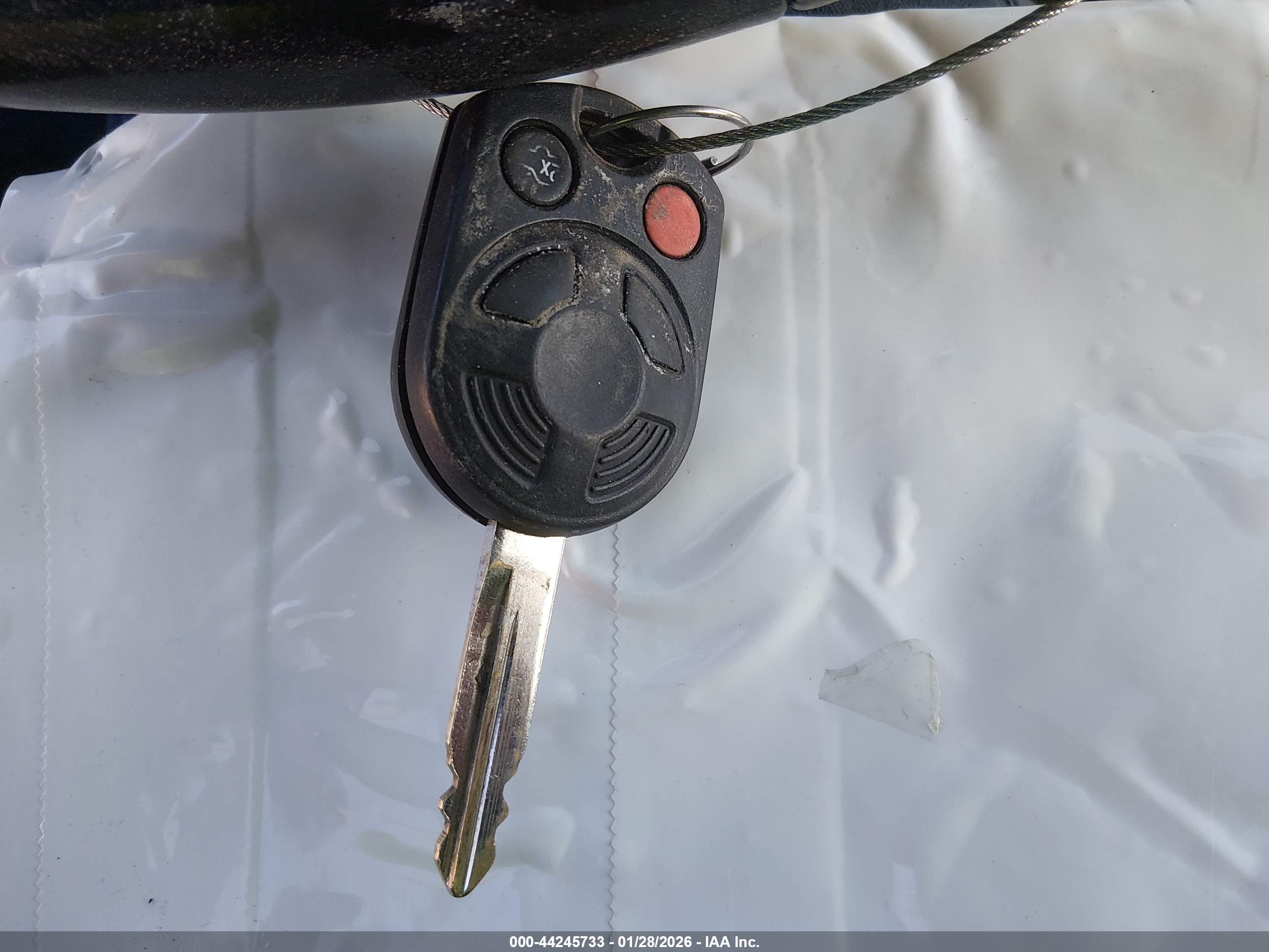 FORD ESCAPE image 11