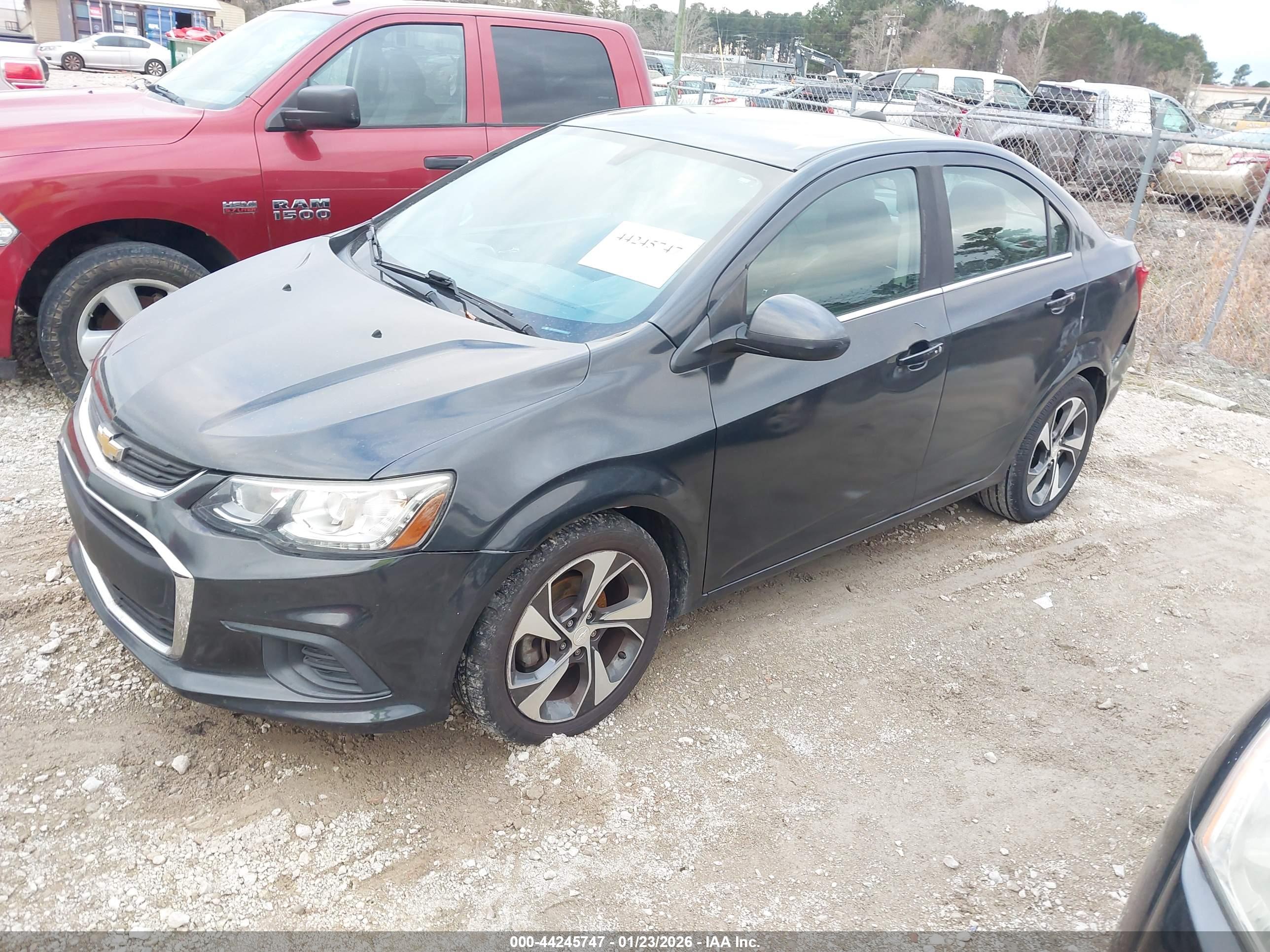 CHEVROLET SONIC image 2