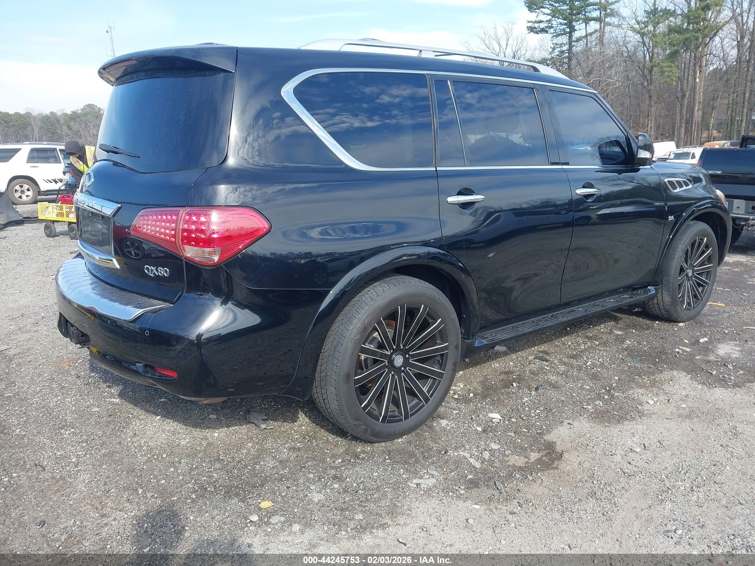 INFINITI QX80 image 4