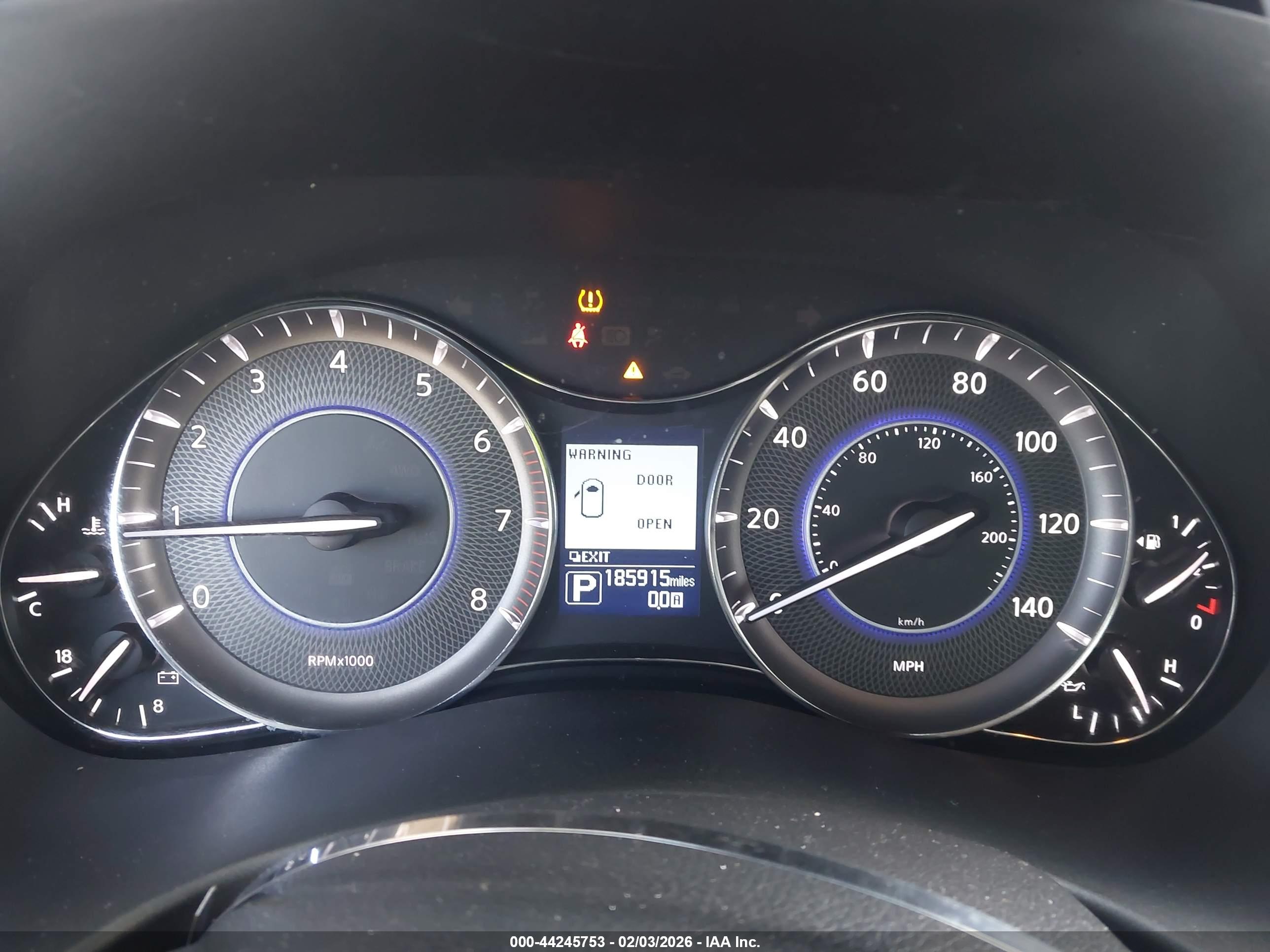 INFINITI QX80 image 7
