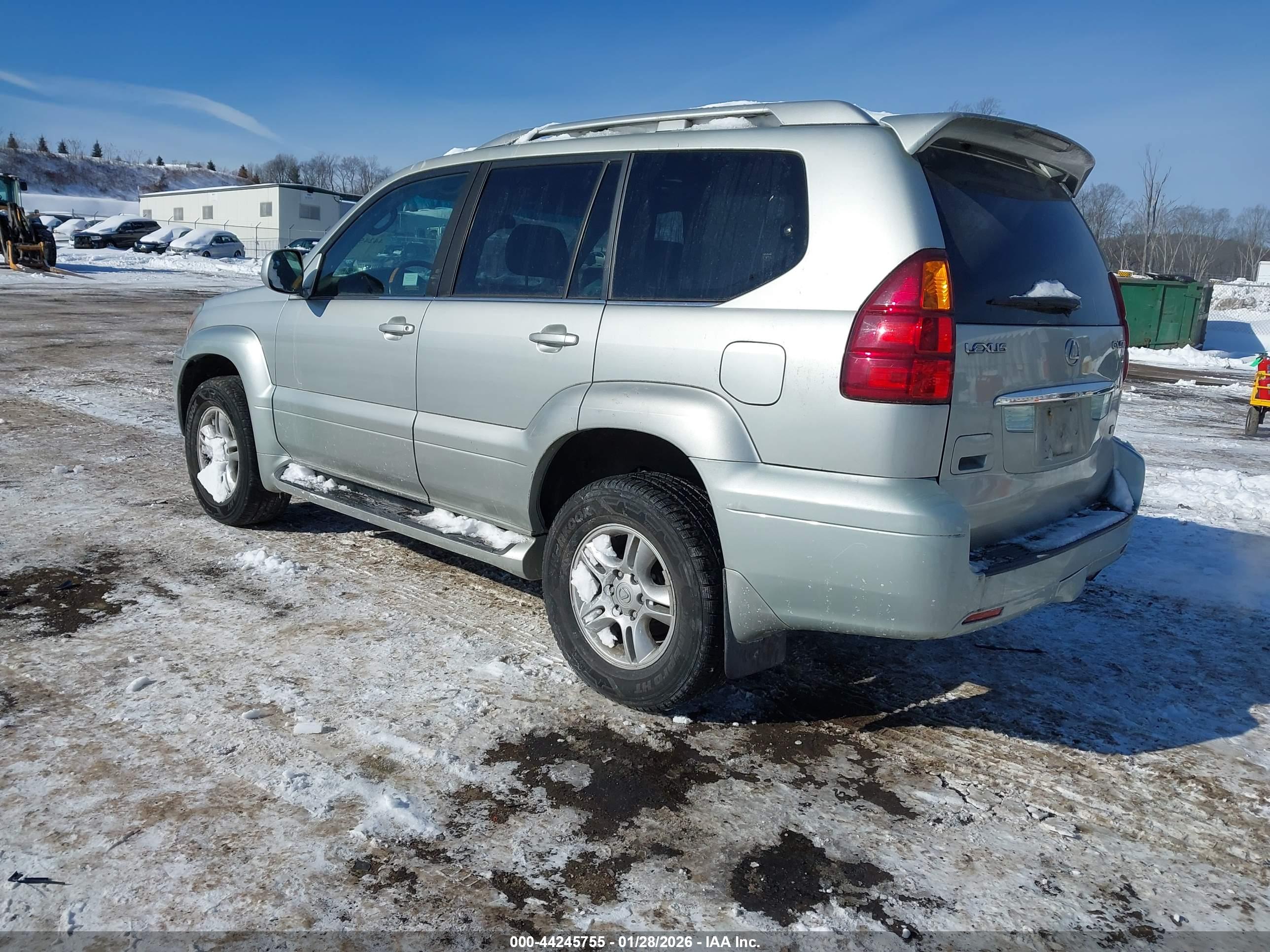 LEXUS GX image 3