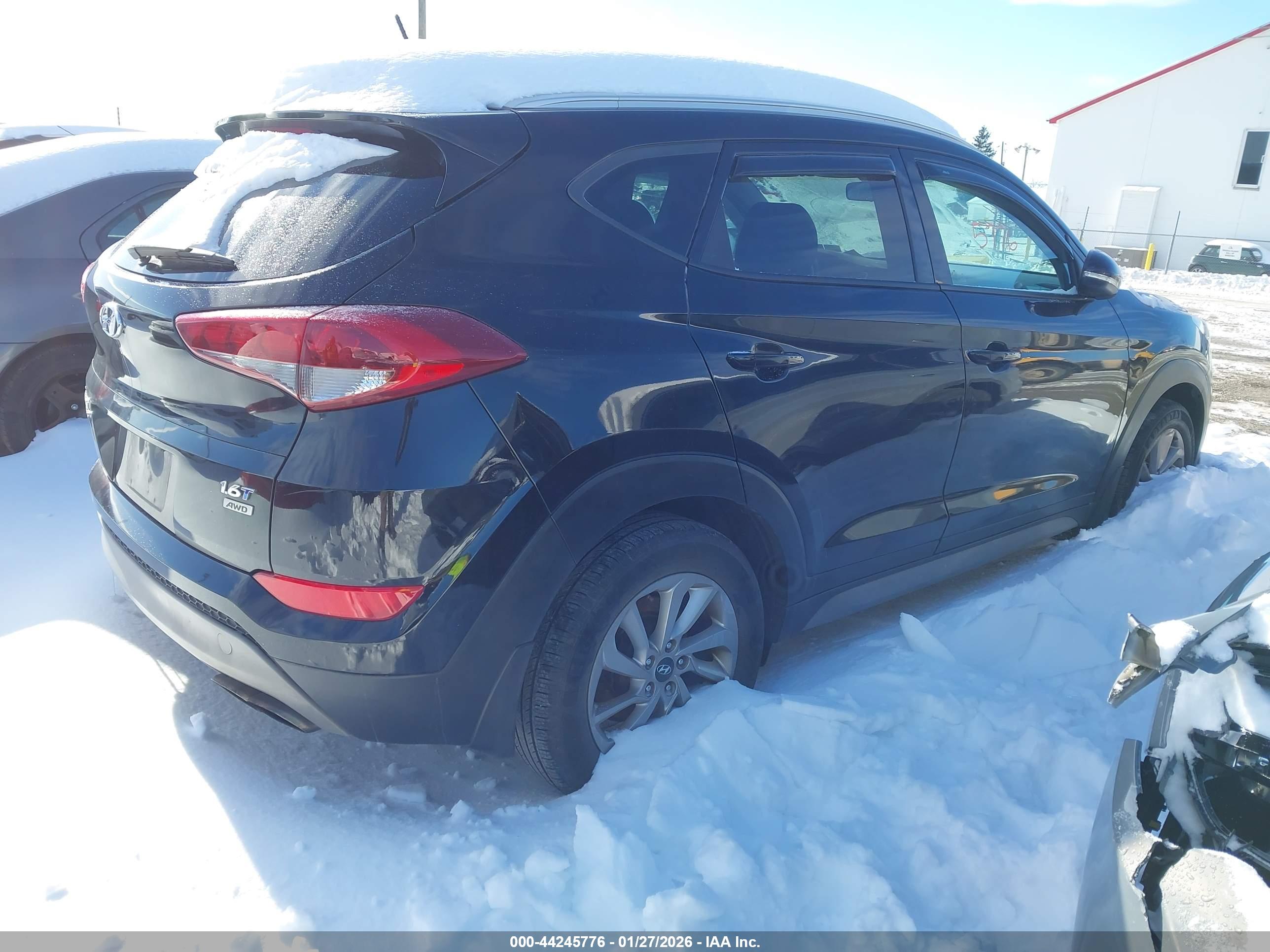 HYUNDAI TUCSON image 4