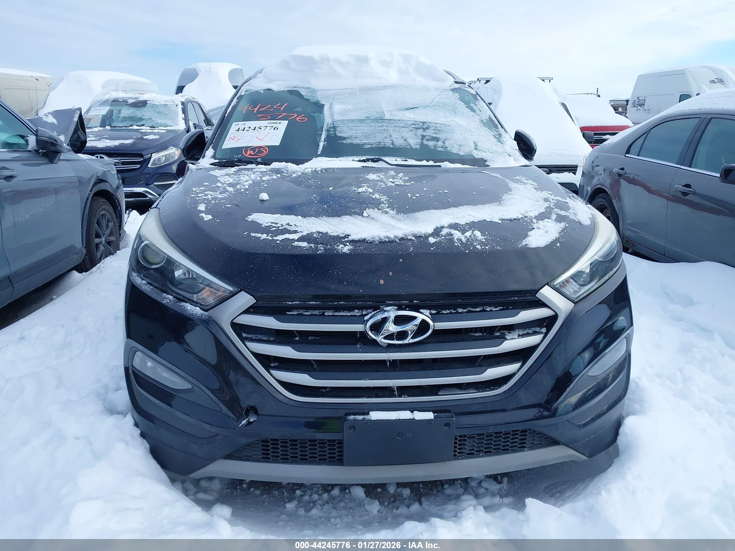 HYUNDAI TUCSON image 6