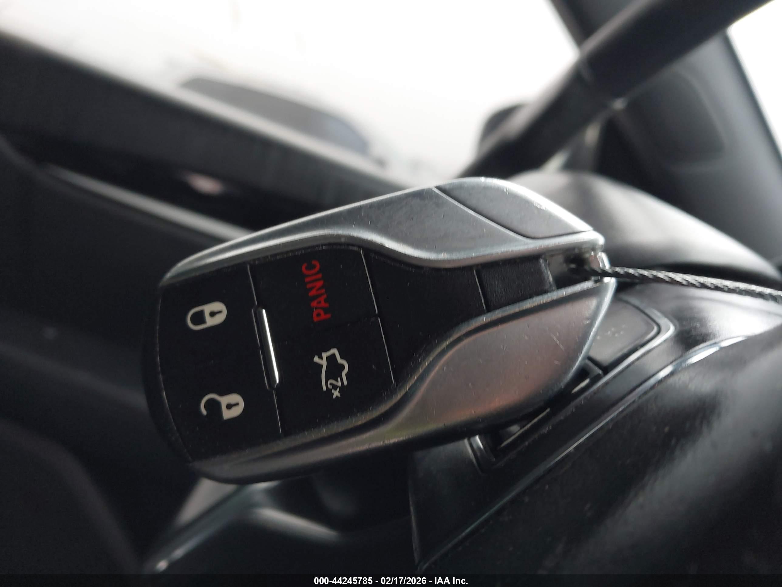 MASERATI LEVANTE image 11