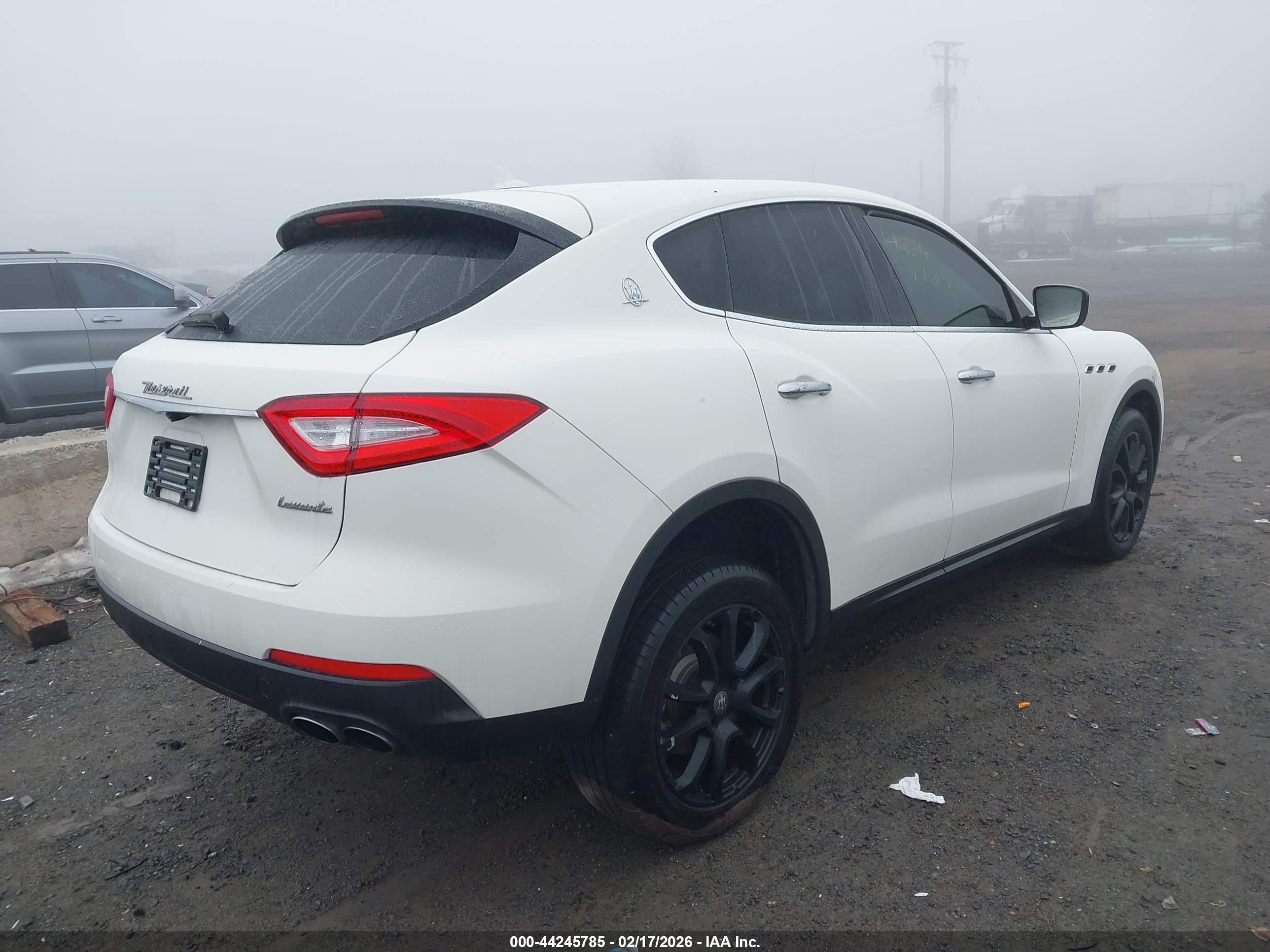 MASERATI LEVANTE image 4