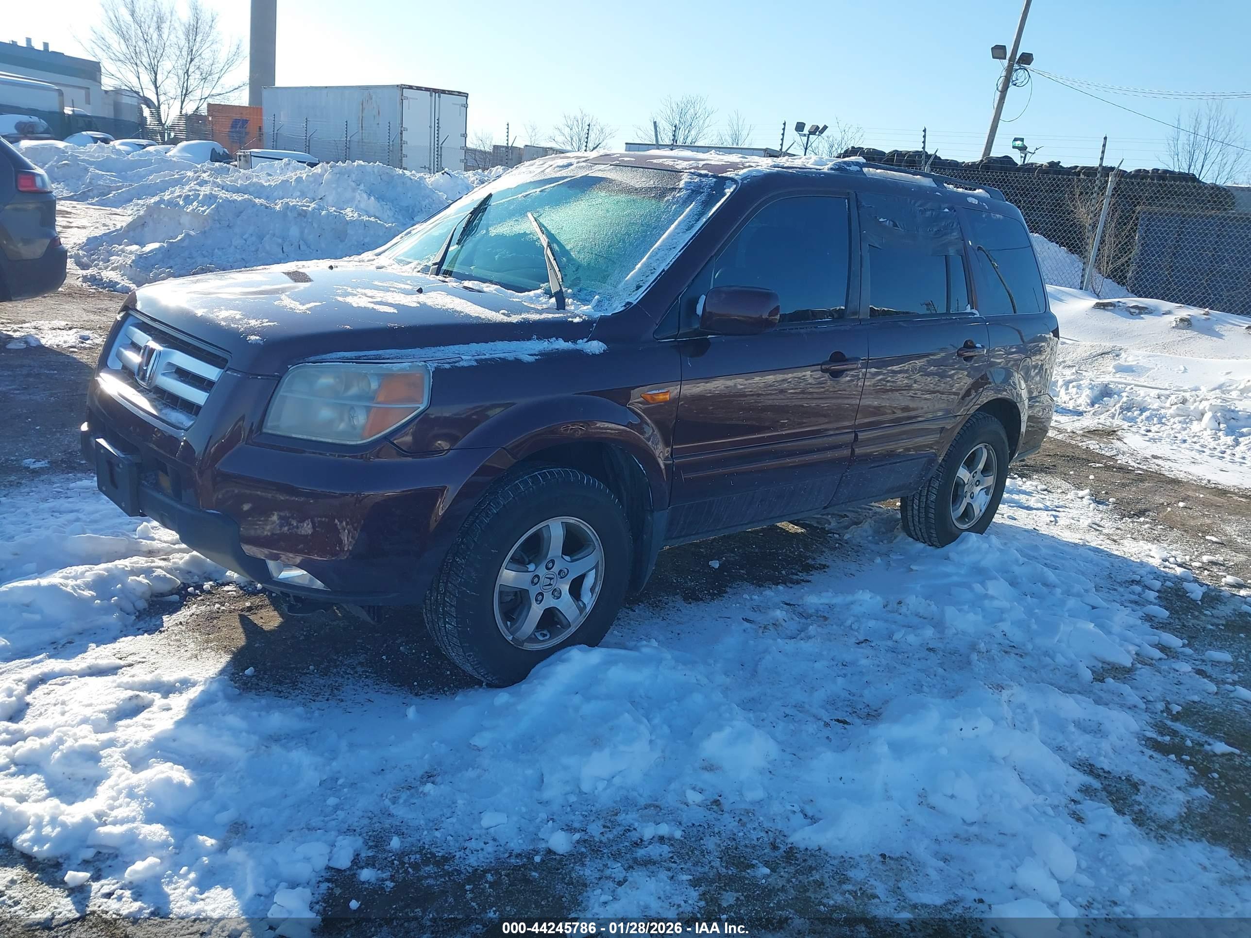 HONDA PILOT image 2