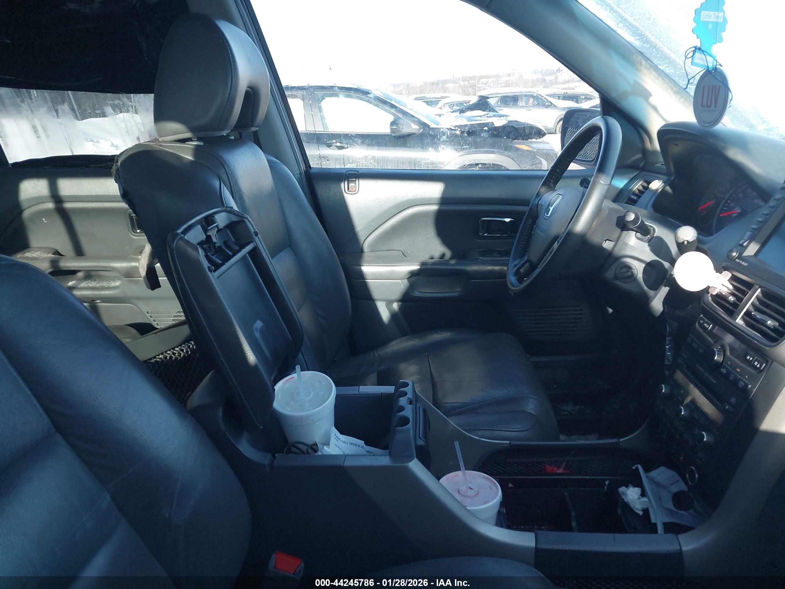 HONDA PILOT image 5