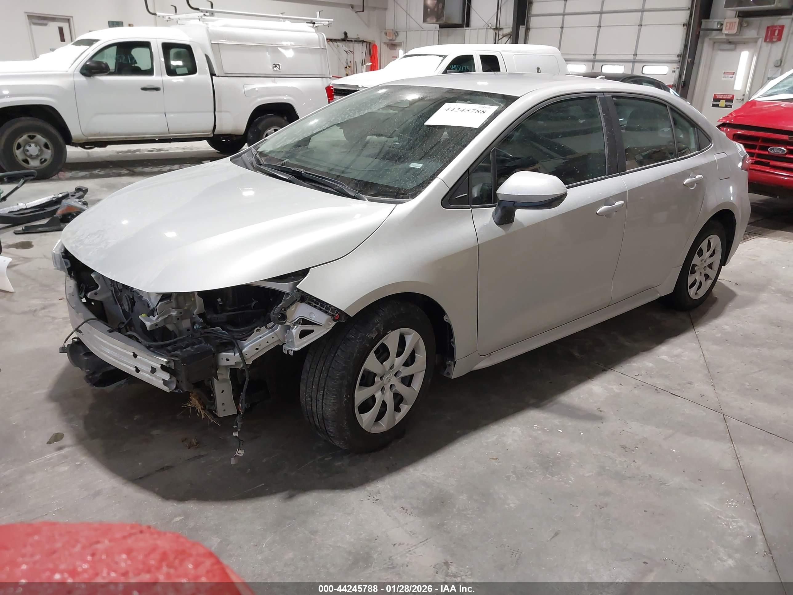 TOYOTA COROLLA image 2