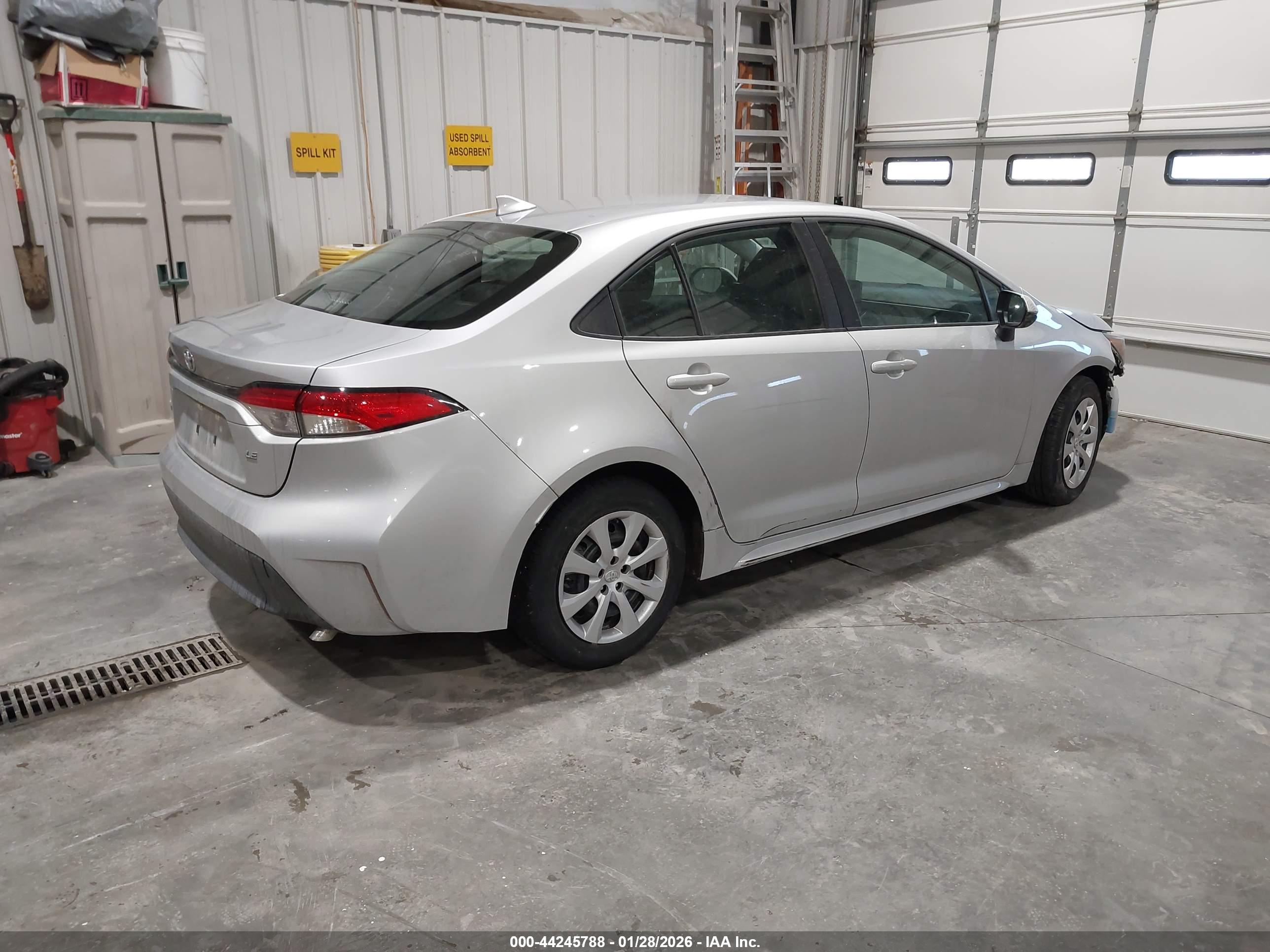 TOYOTA COROLLA image 4