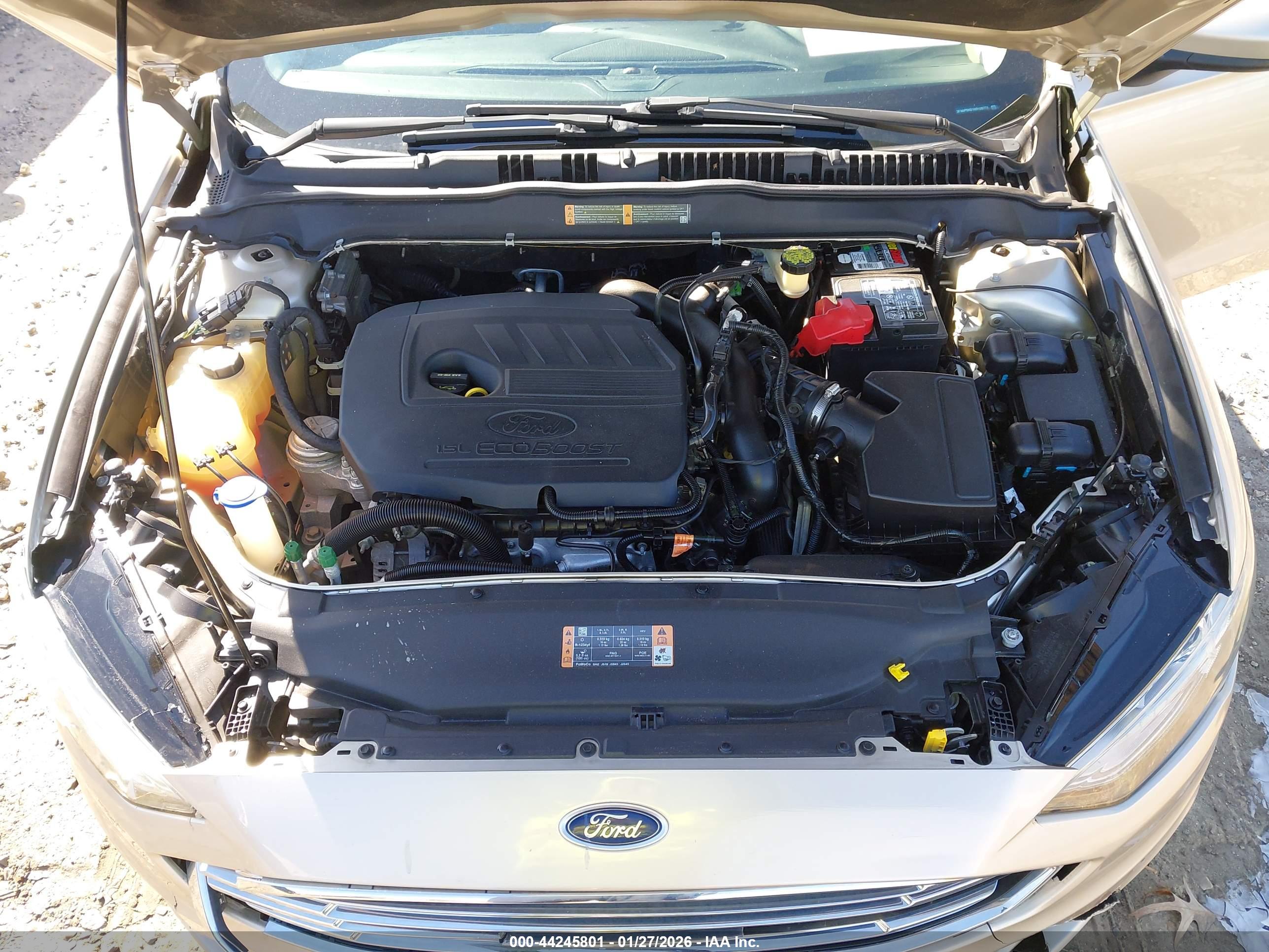 FORD FUSION image 10