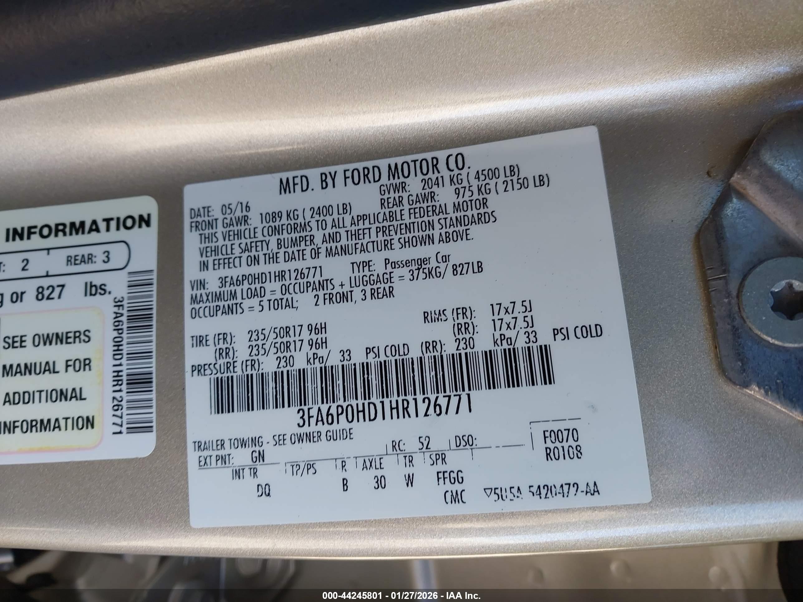 FORD FUSION image 9
