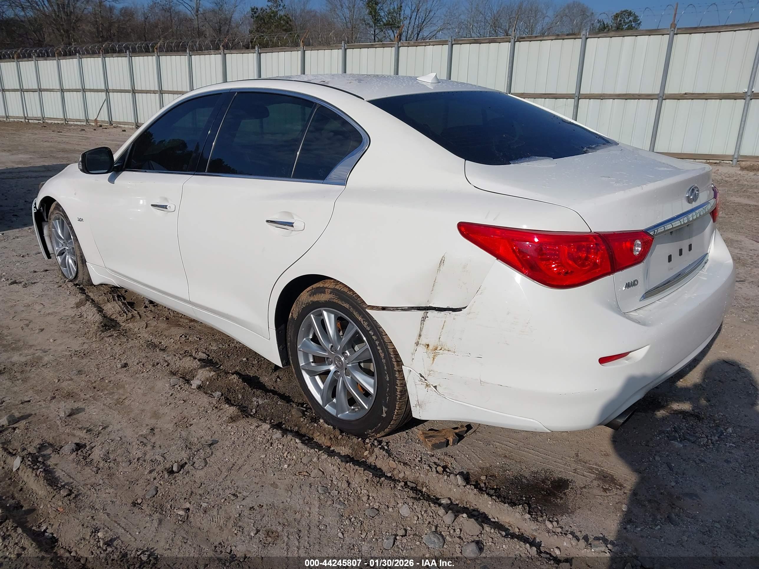 INFINITI Q50 image 3