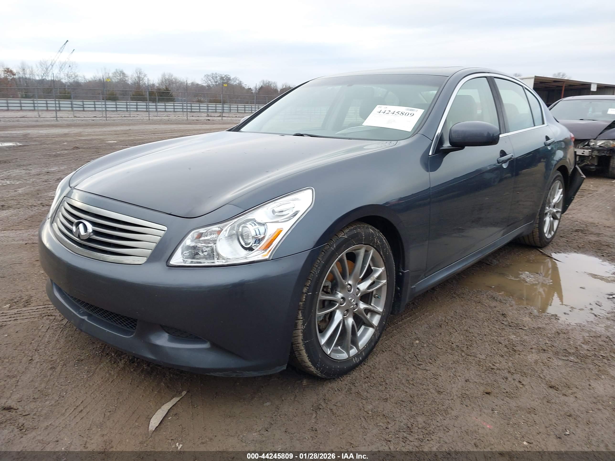 INFINITI G35 image 2