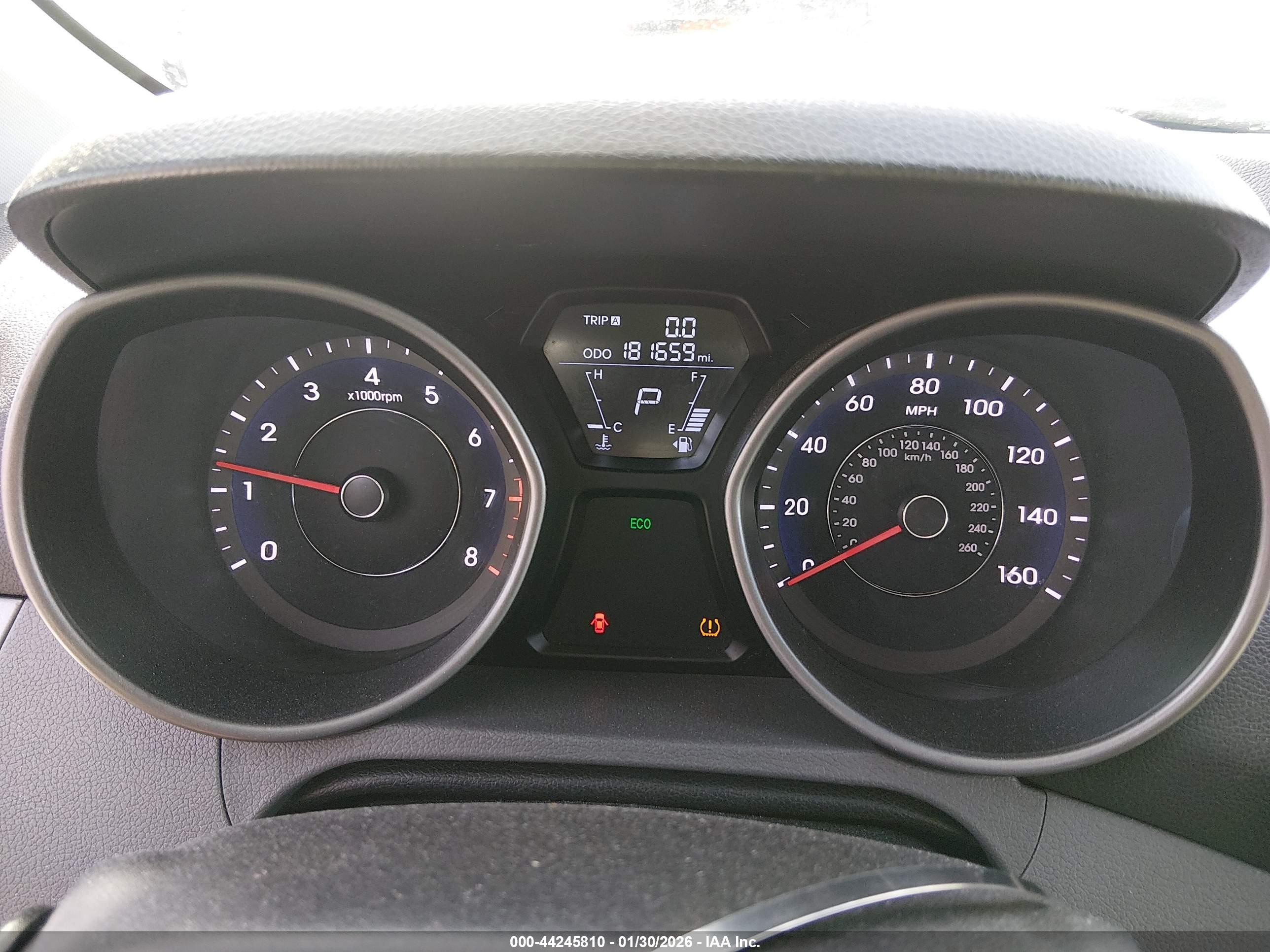 HYUNDAI ELANTRA image 7