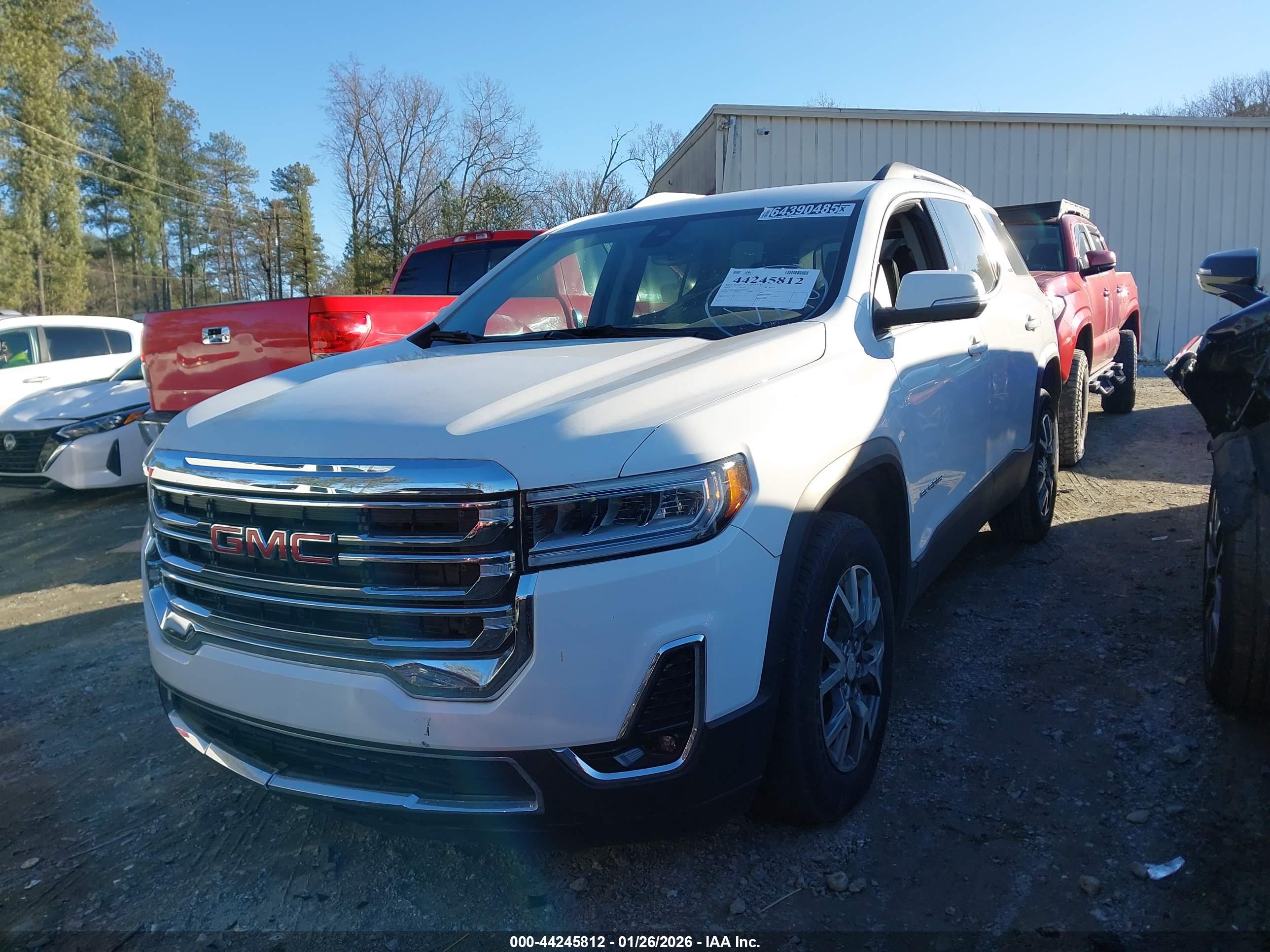 GMC ACADIA image 2