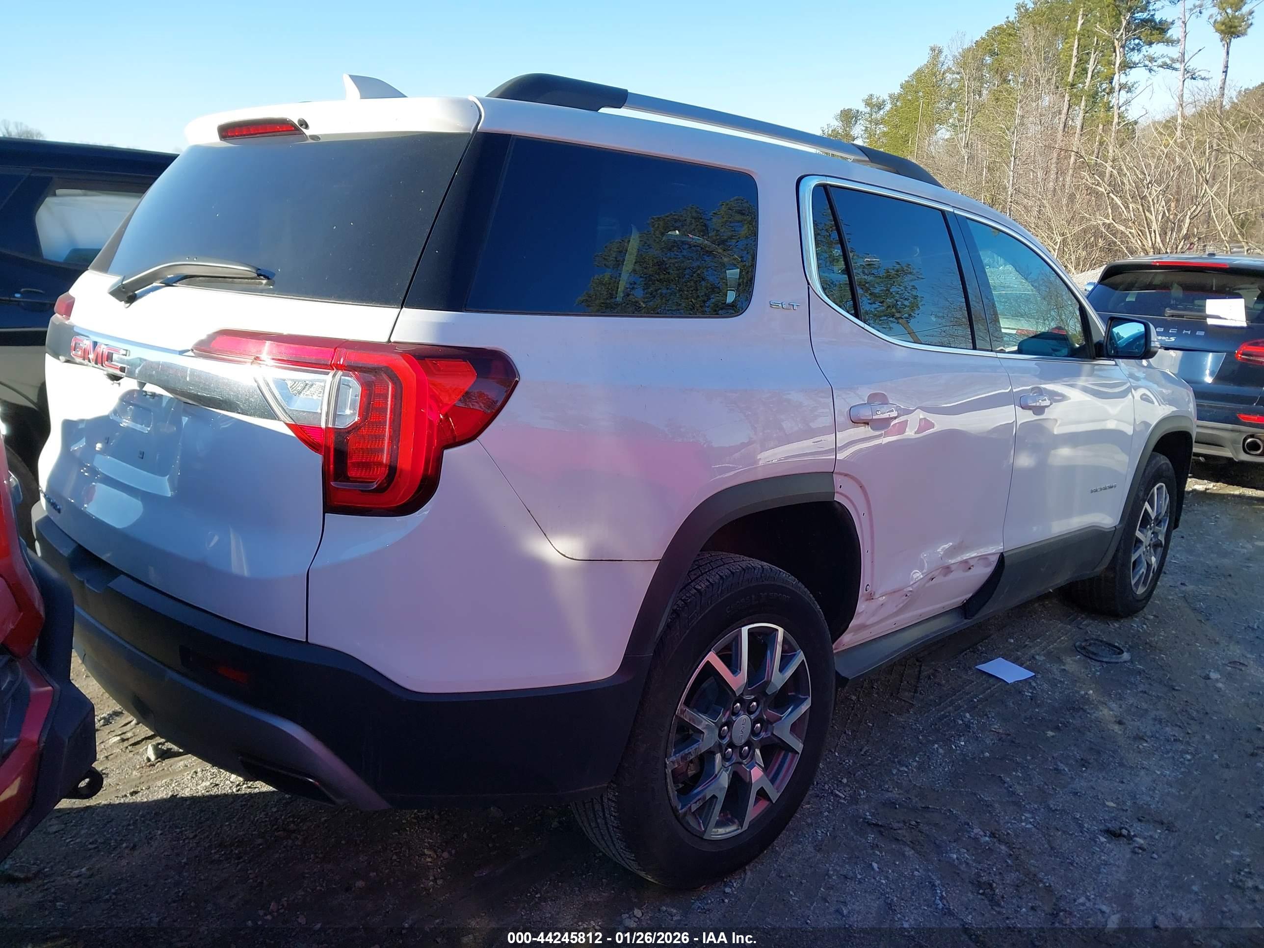 GMC ACADIA image 4