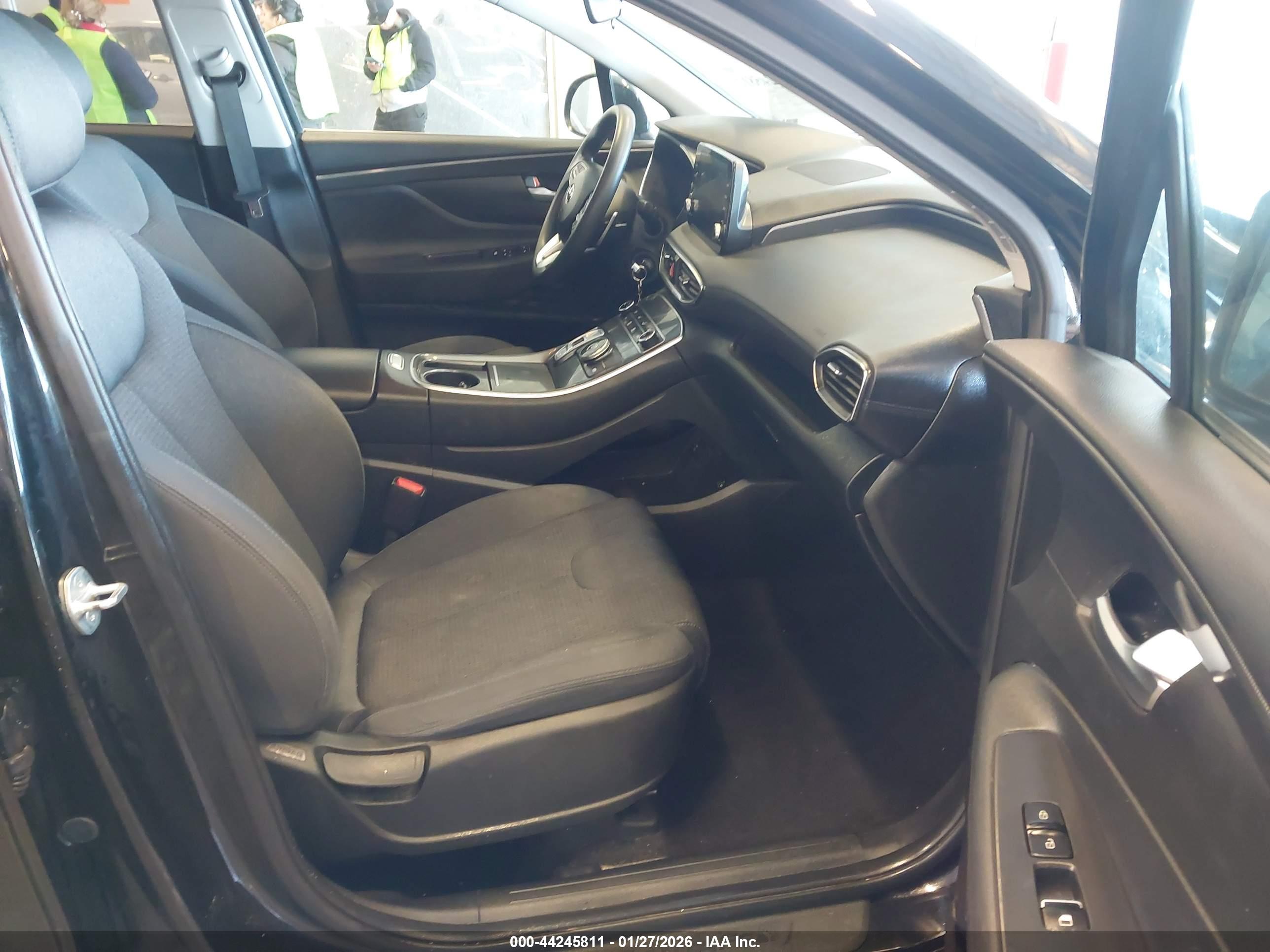 HYUNDAI SANTA image 5