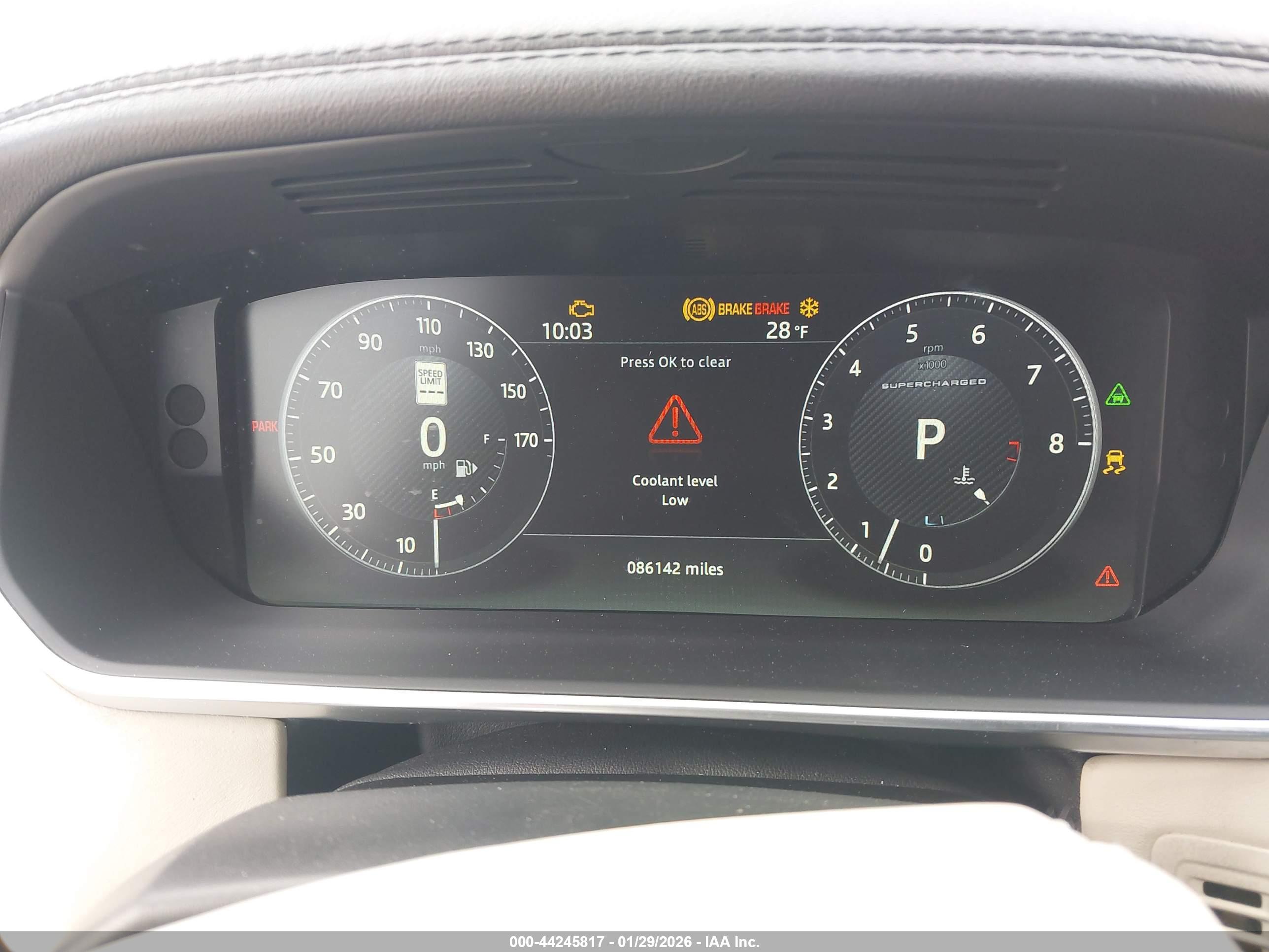 LAND ROVER image 7