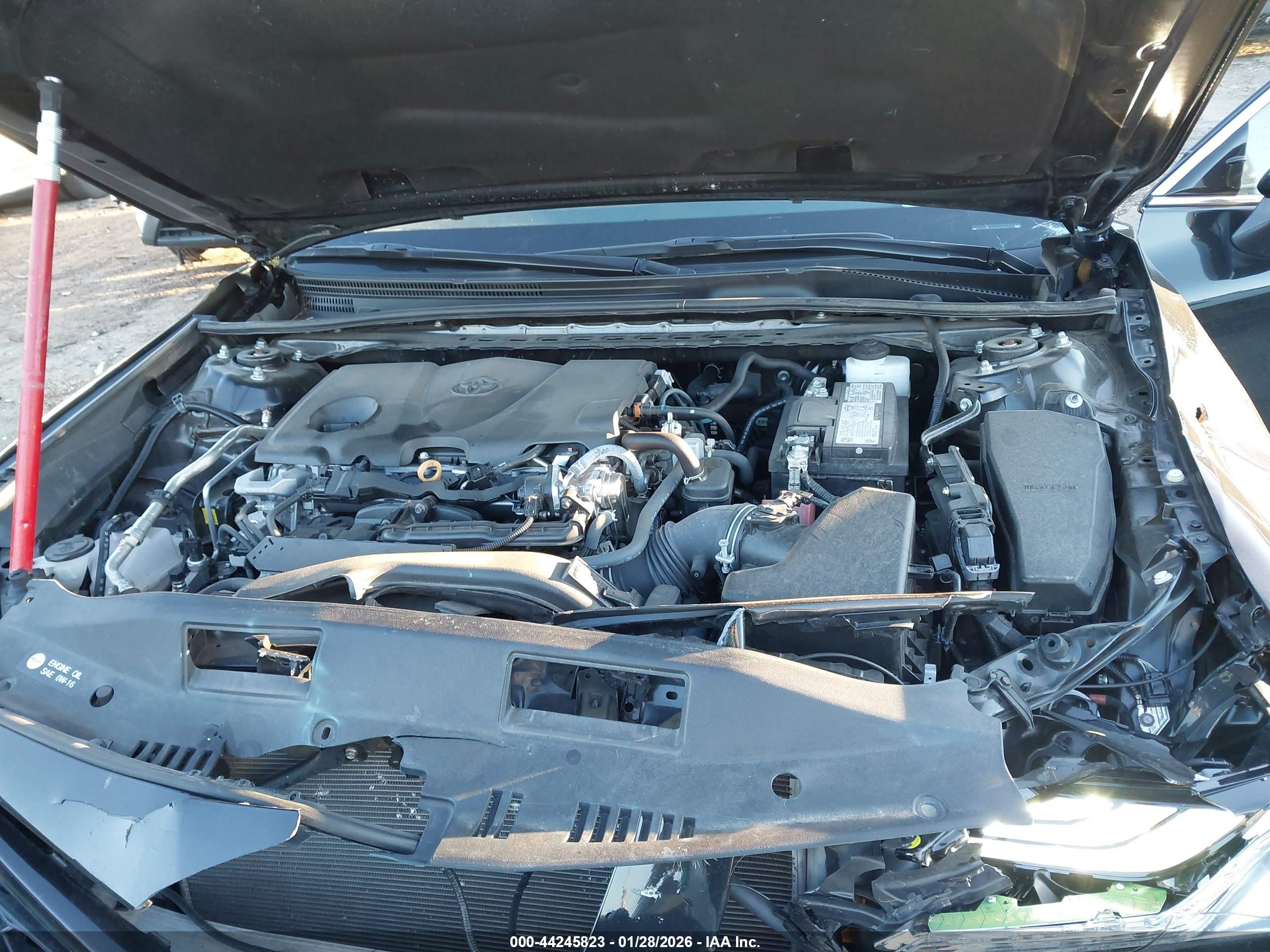 TOYOTA CAMRY image 10