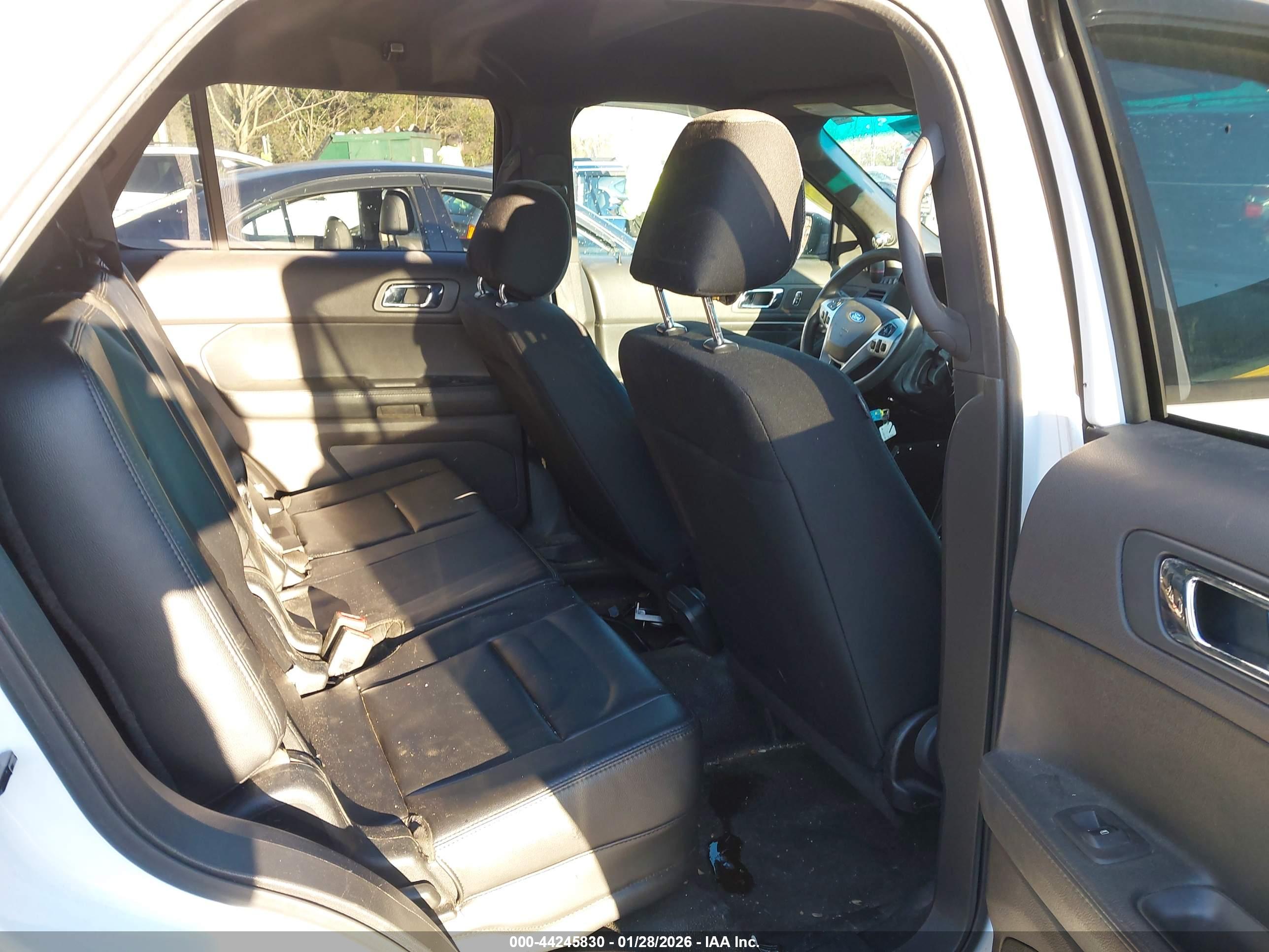FORD UTILITY image 8