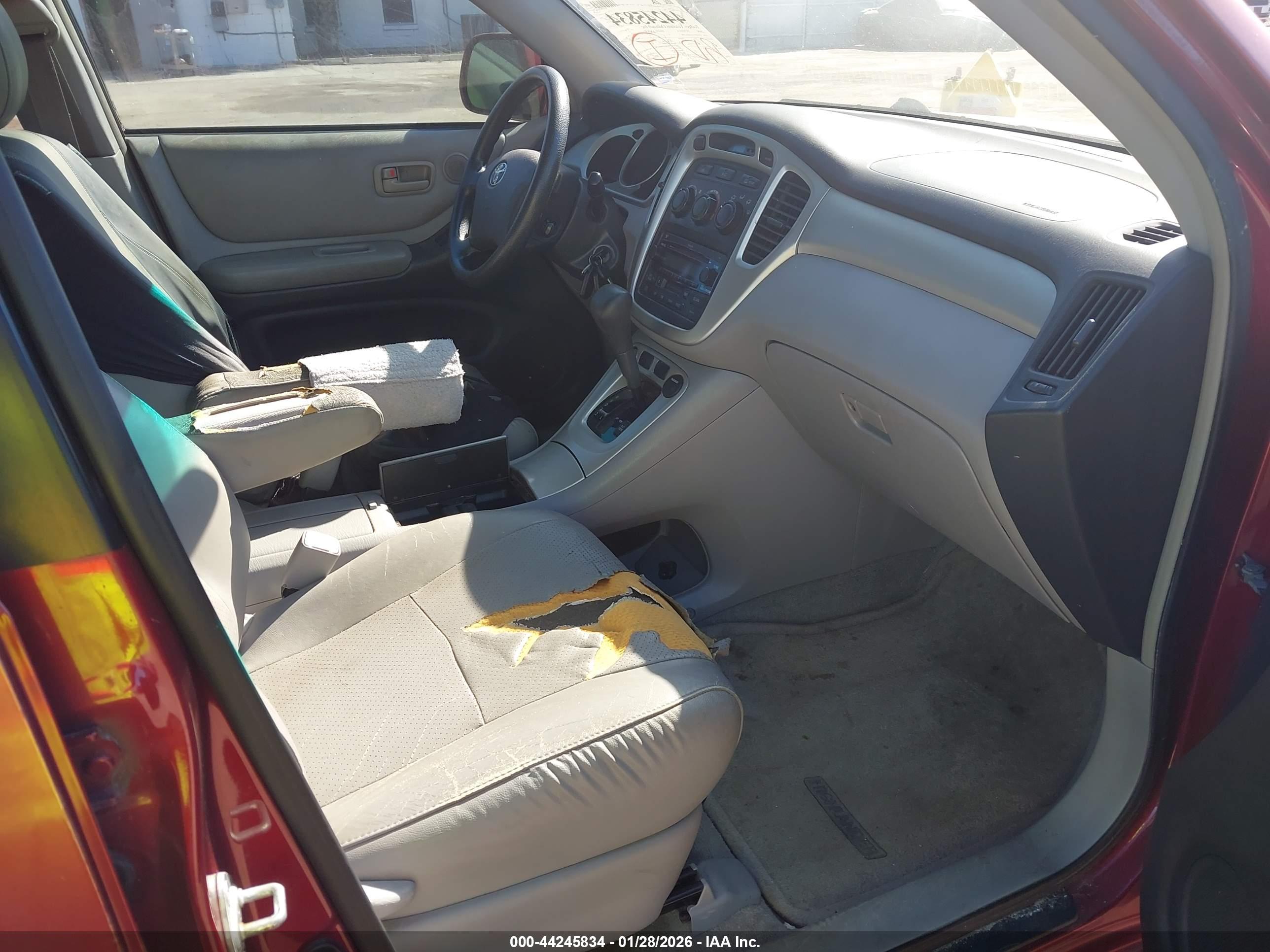 TOYOTA HIGHLANDER image 5
