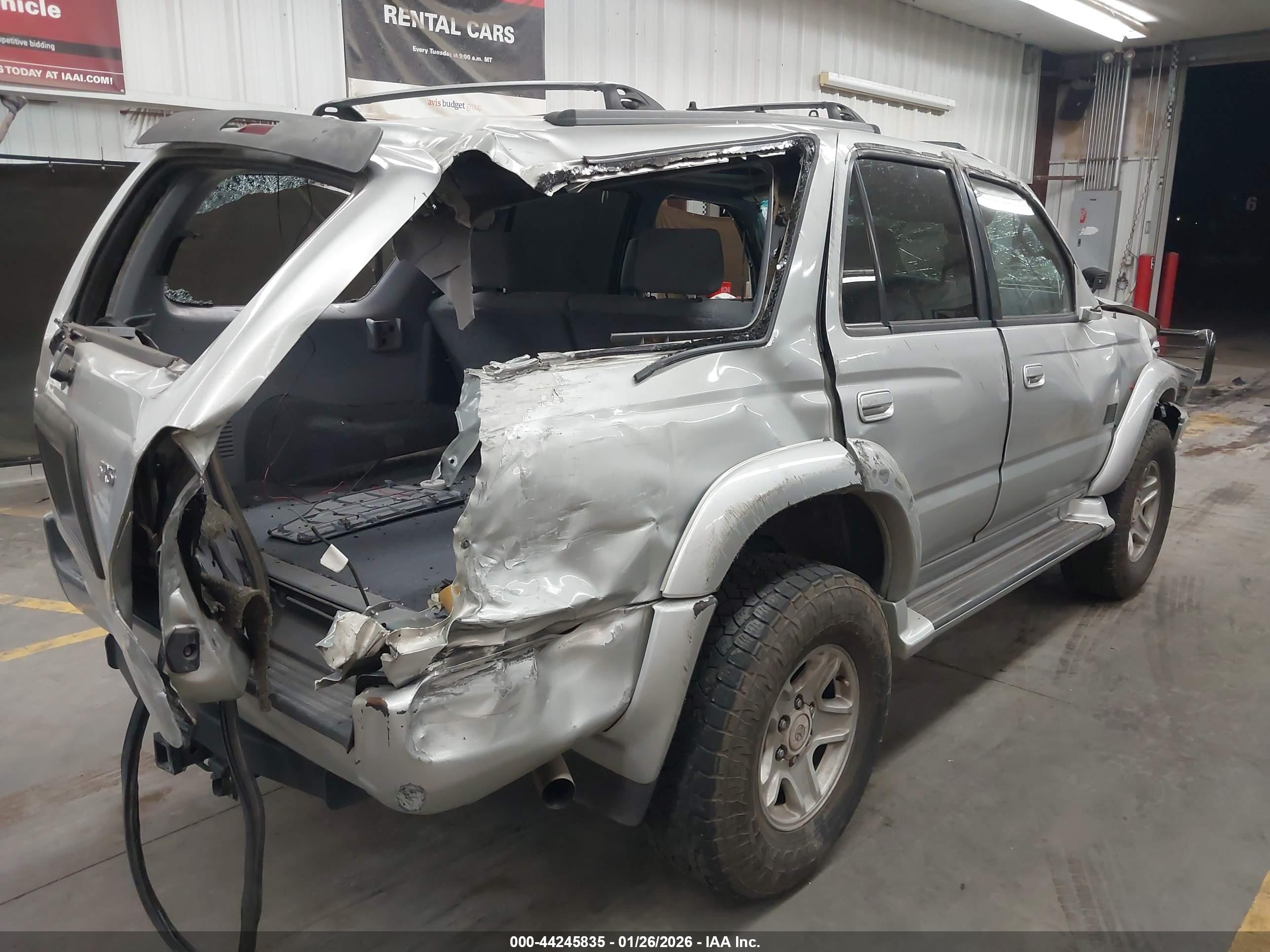 TOYOTA 4RUNNER image 4