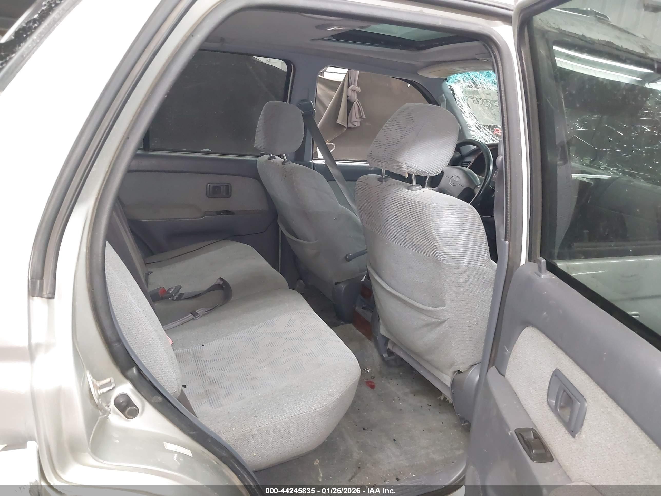 TOYOTA 4RUNNER image 8