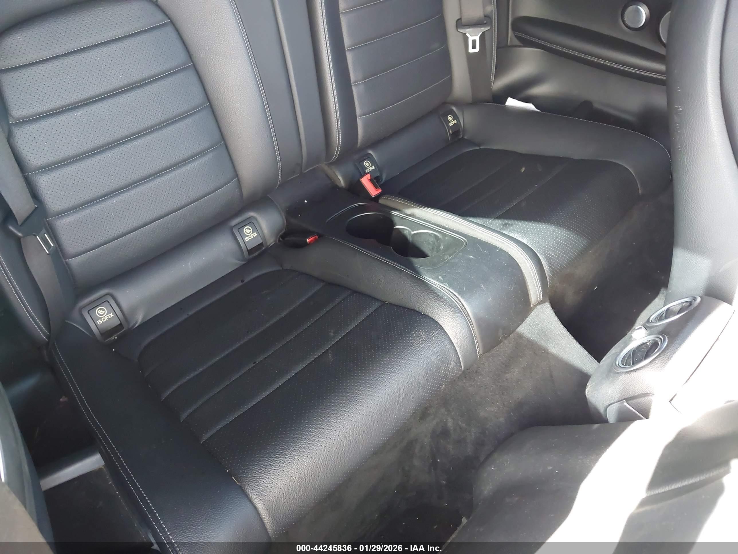 MERCEDES-BENZ C image 8