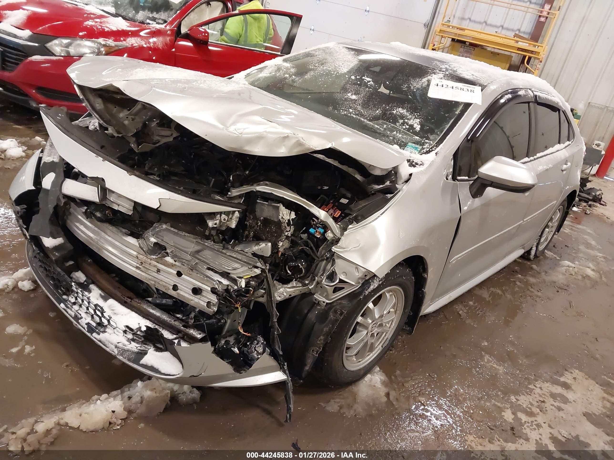 TOYOTA COROLLA image 2