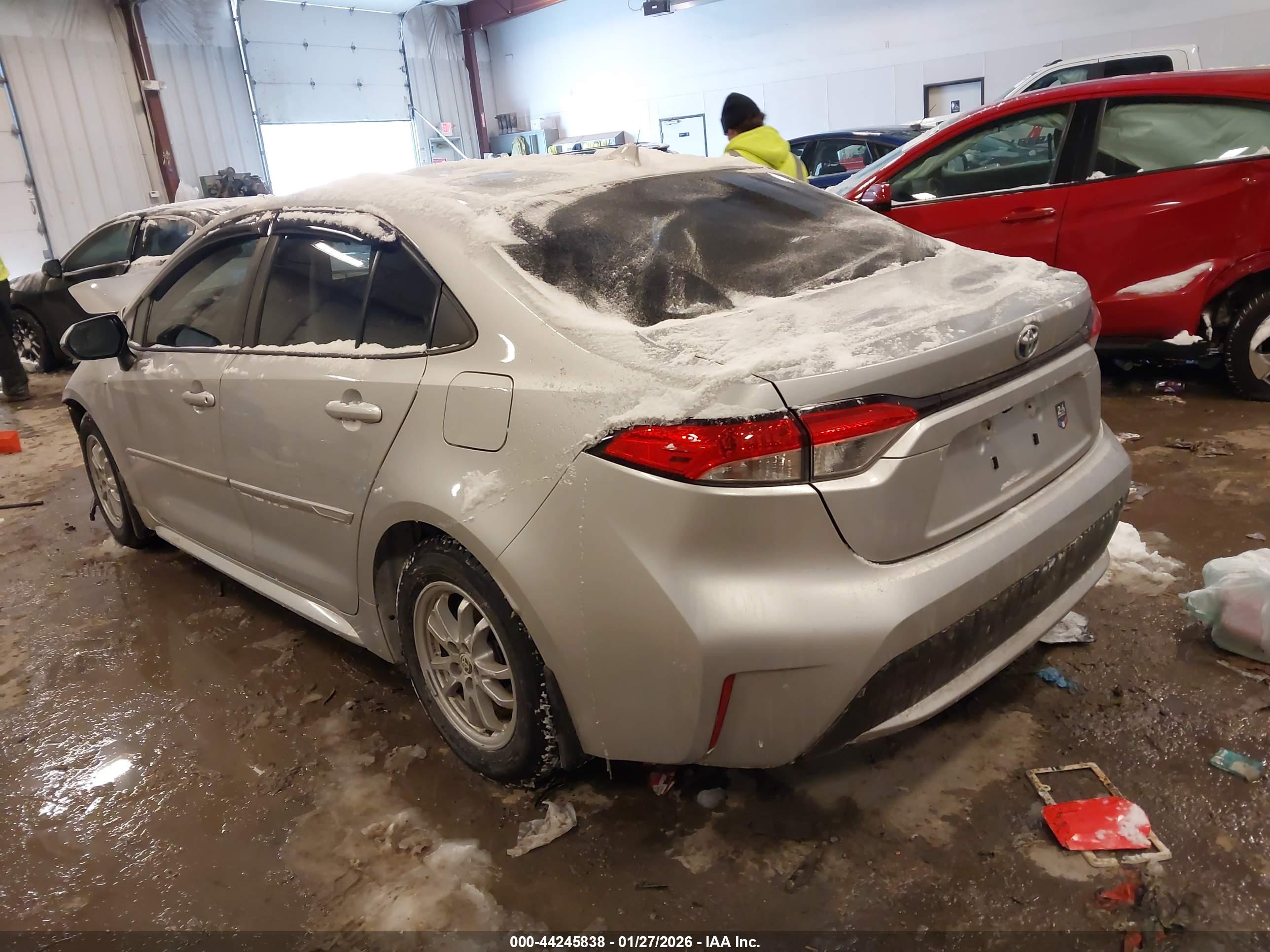 TOYOTA COROLLA image 3