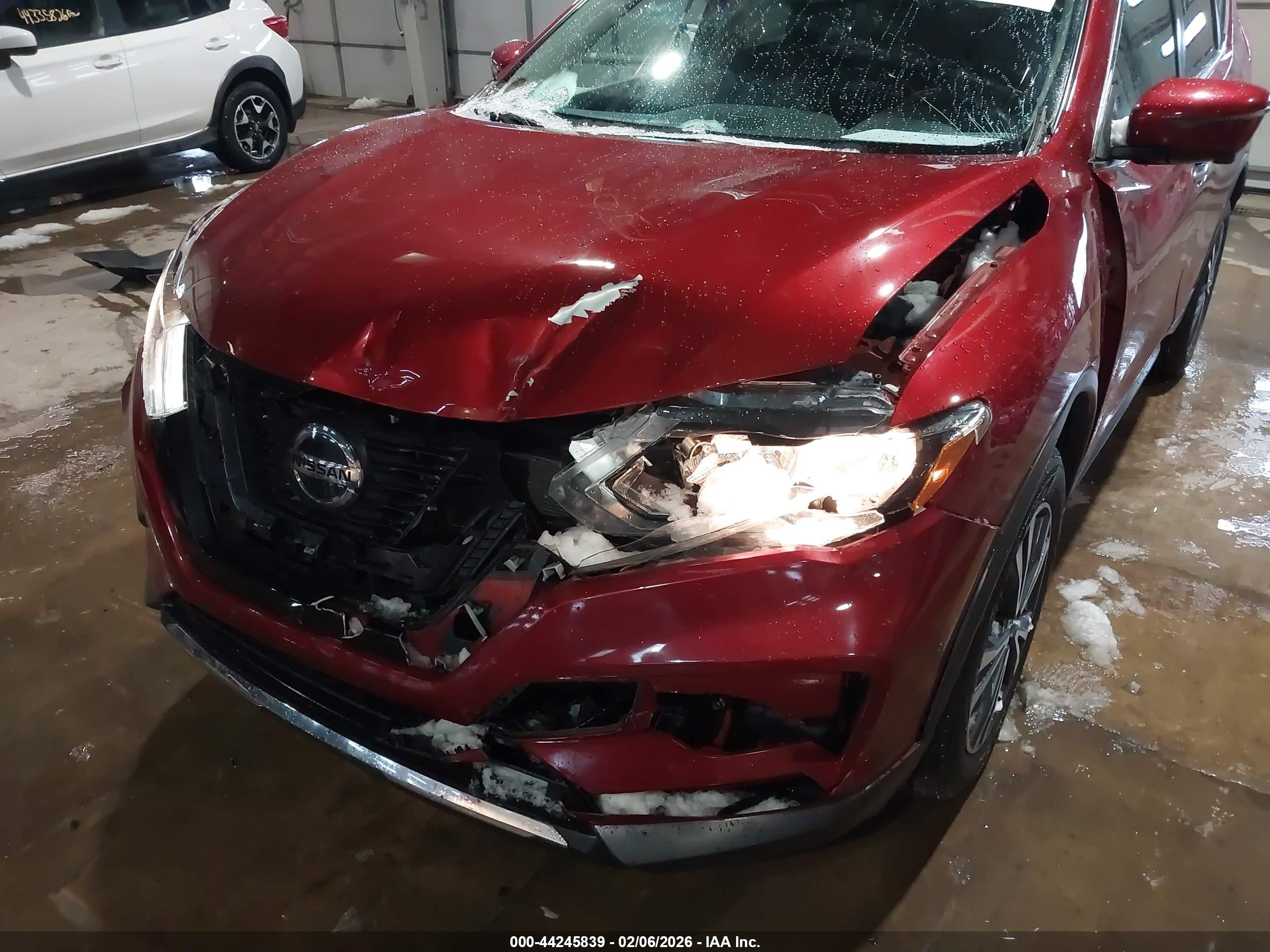 NISSAN ROGUE image 6