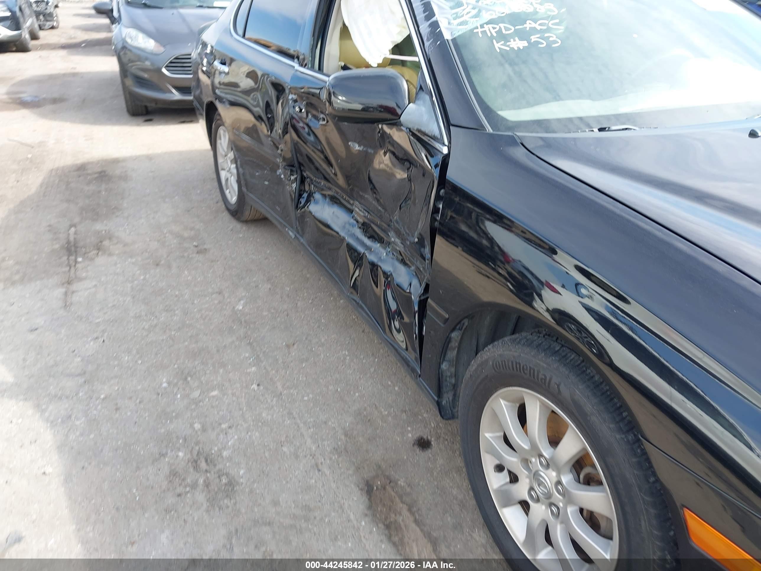 LEXUS ES image 6