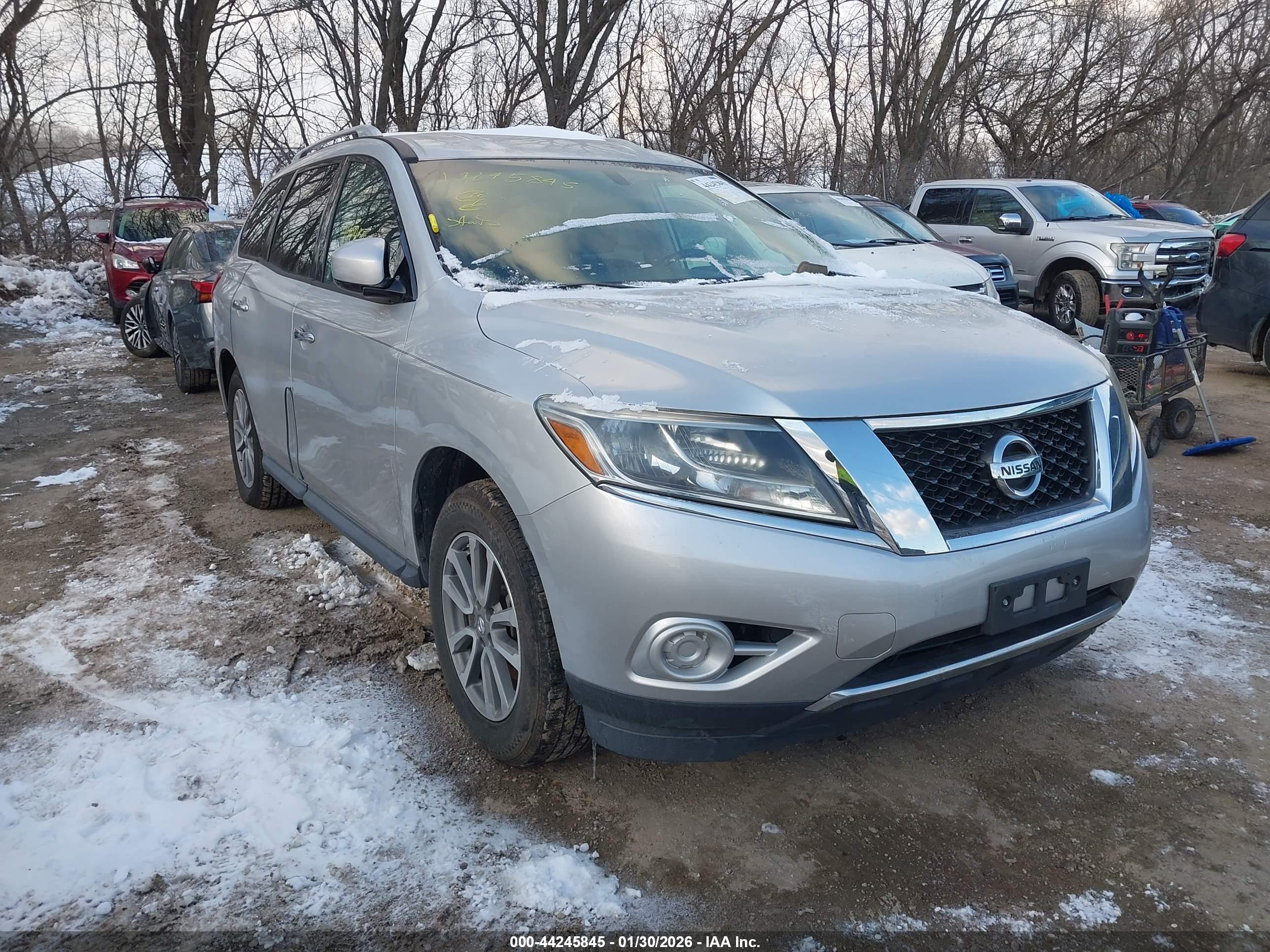 NISSAN PATHFINDER image 6