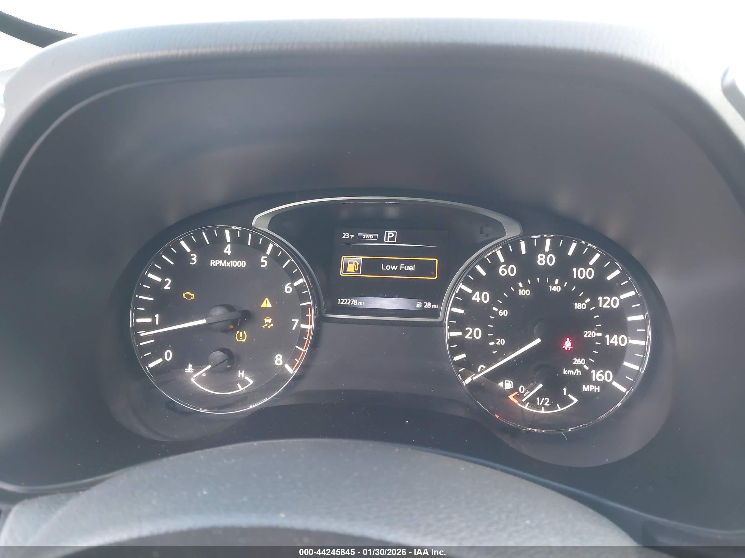NISSAN PATHFINDER image 7