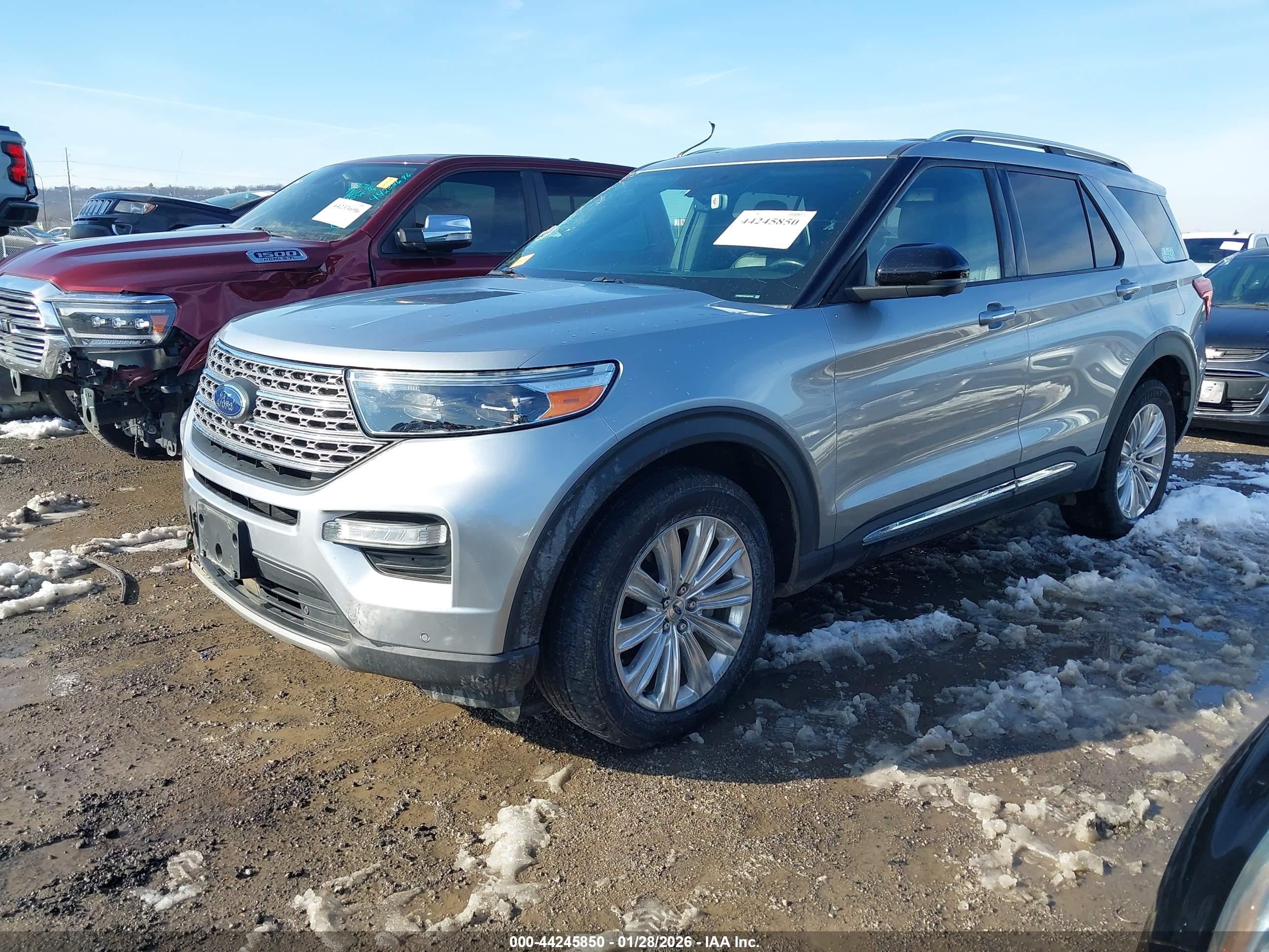FORD EXPLORER image 2