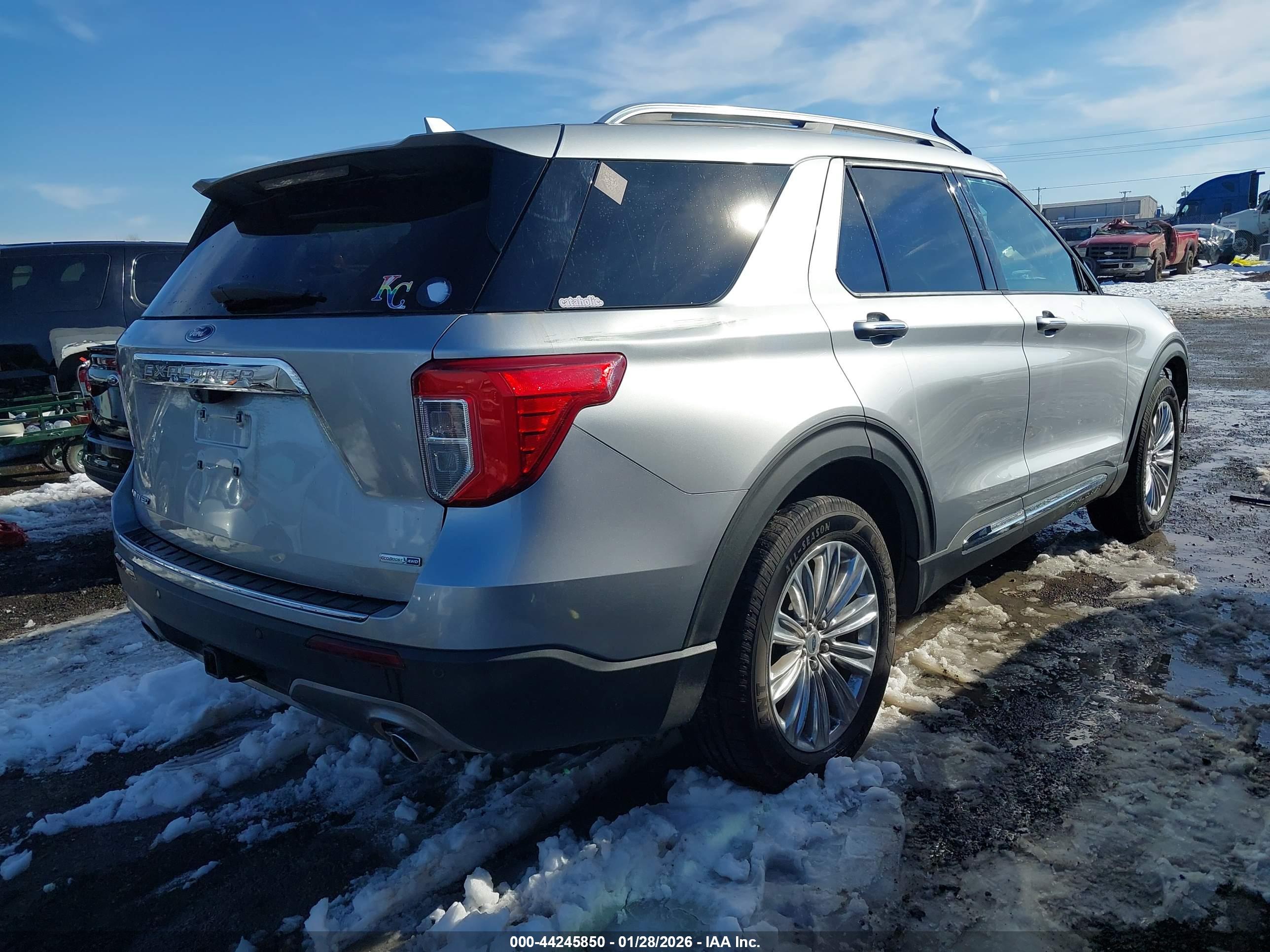 FORD EXPLORER image 4
