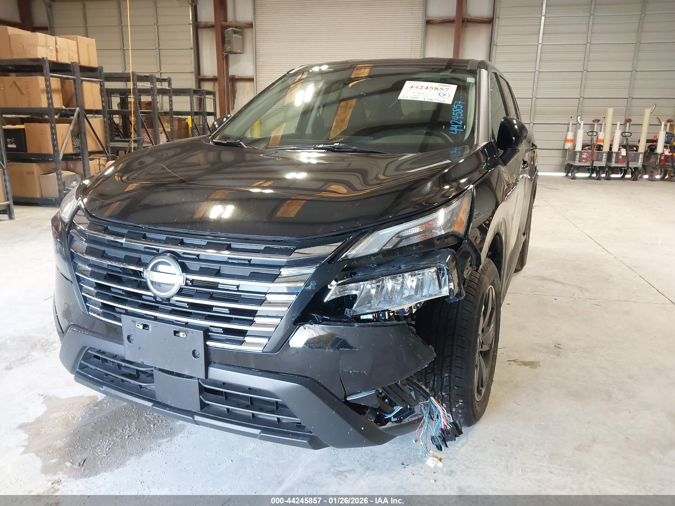 NISSAN ROGUE image 6