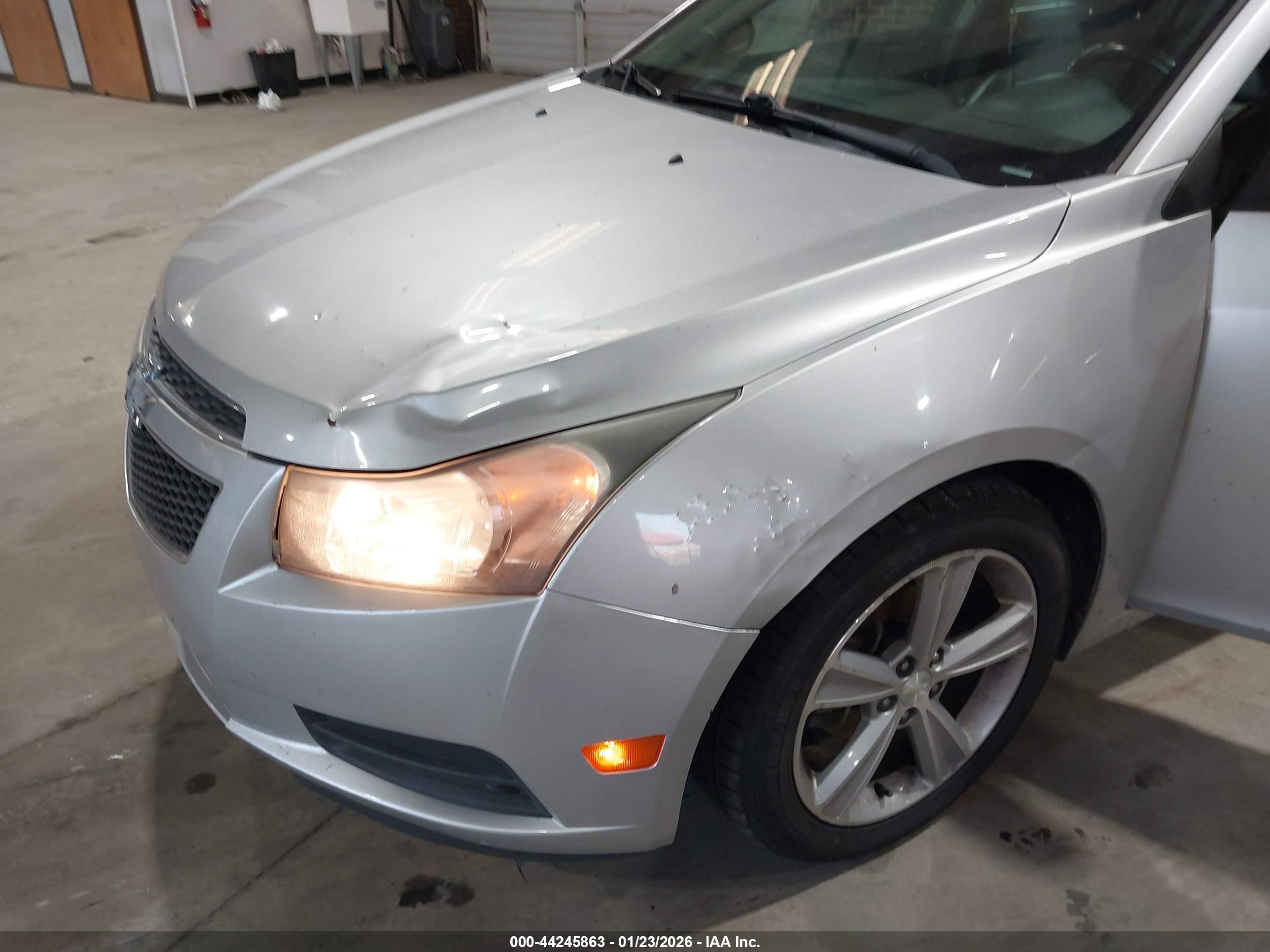 CHEVROLET CRUZE image 6