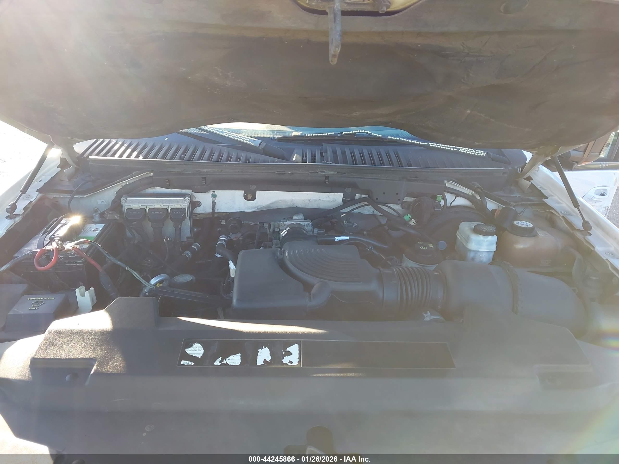 FORD EXPEDITION image 10