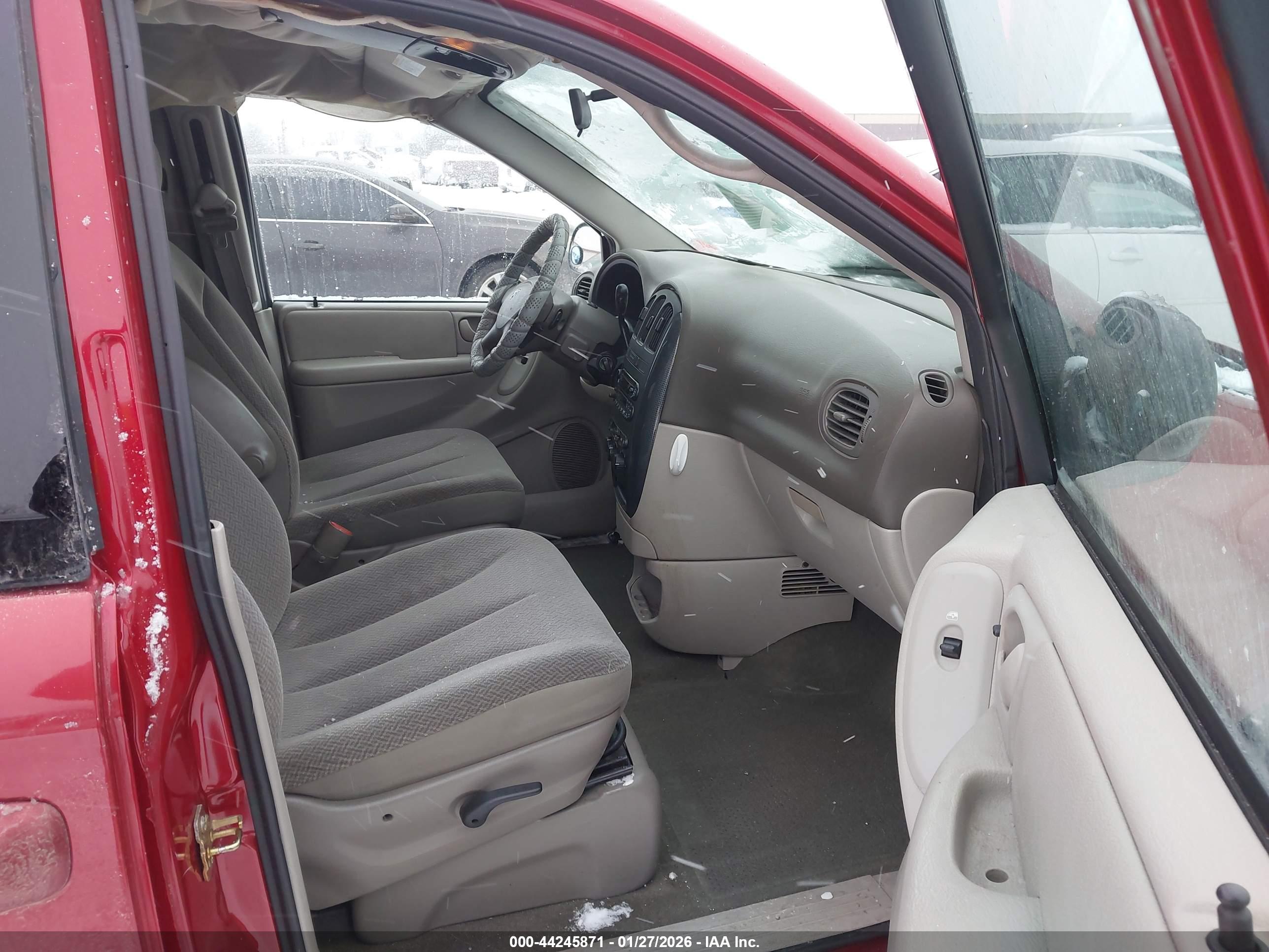 DODGE GRAND image 5