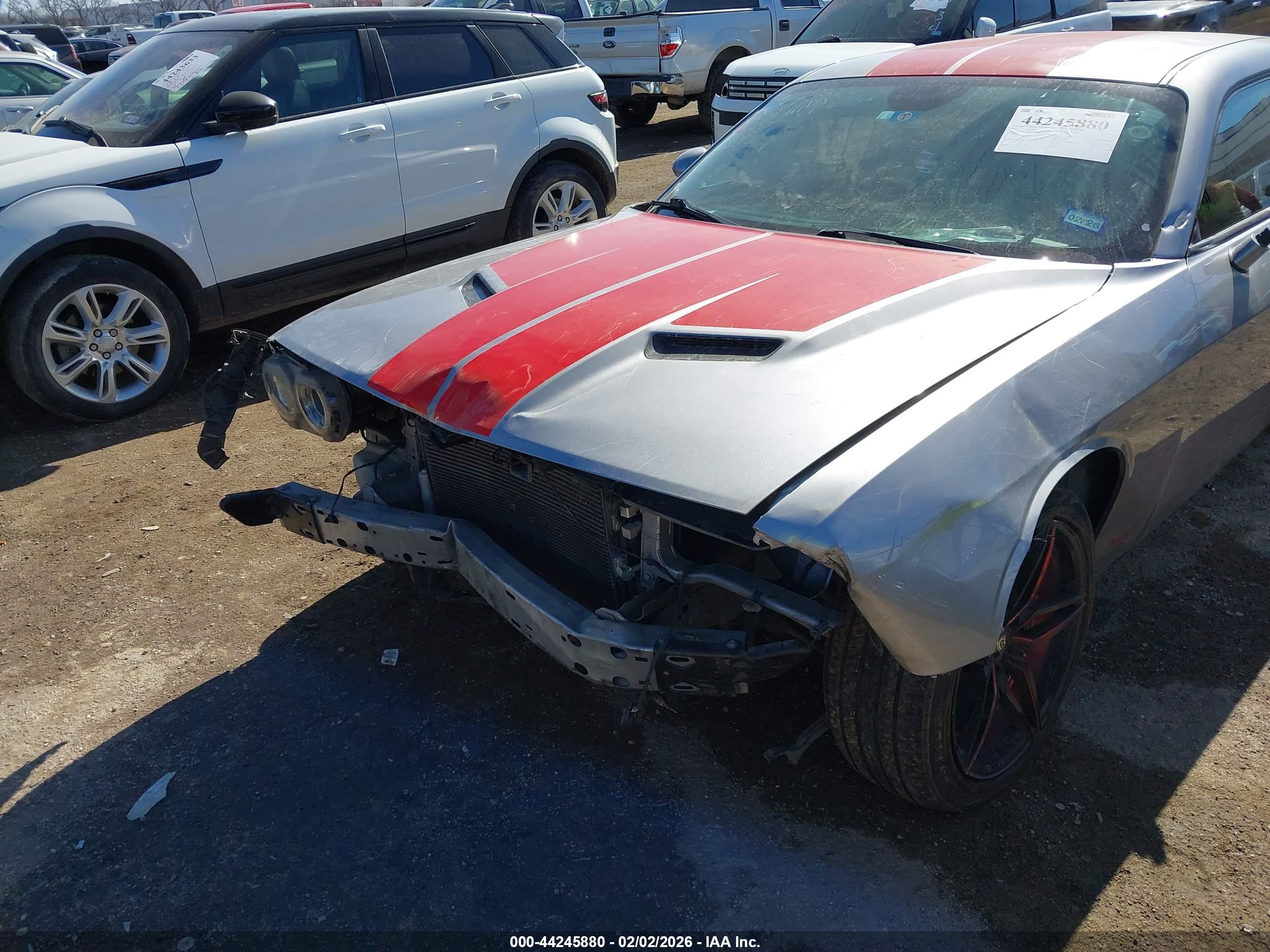 DODGE CHALLENGER image 6