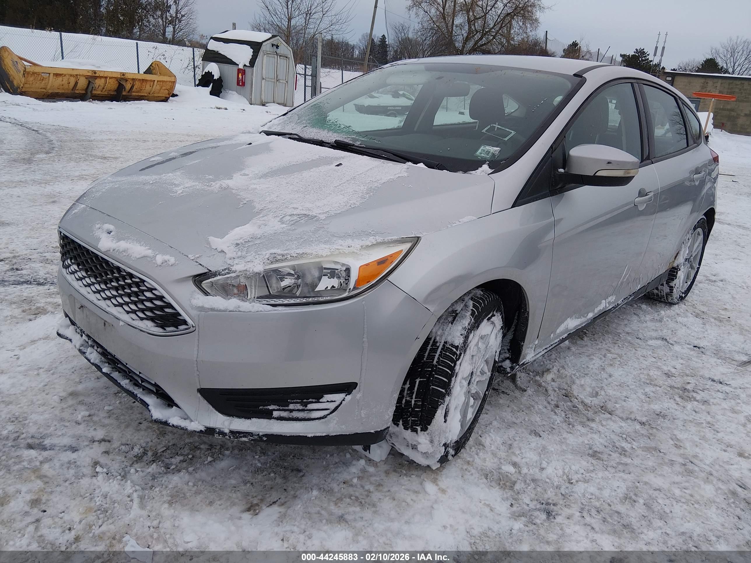 FORD FOCUS image 2