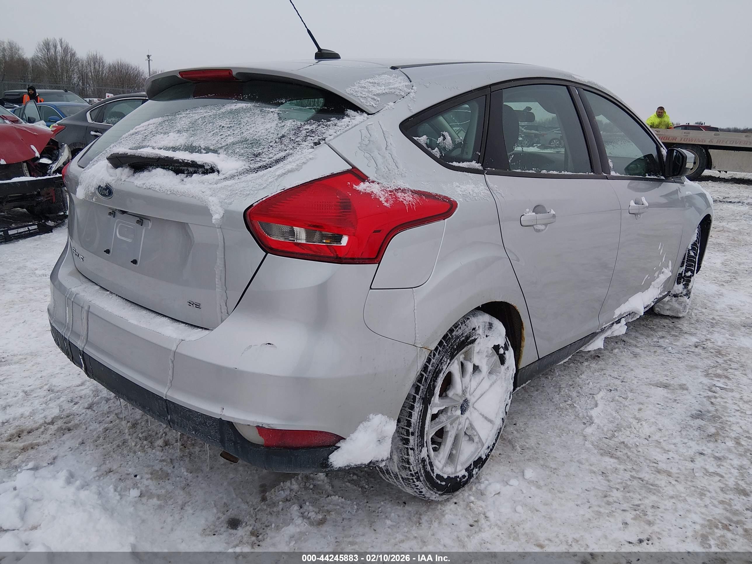 FORD FOCUS image 4