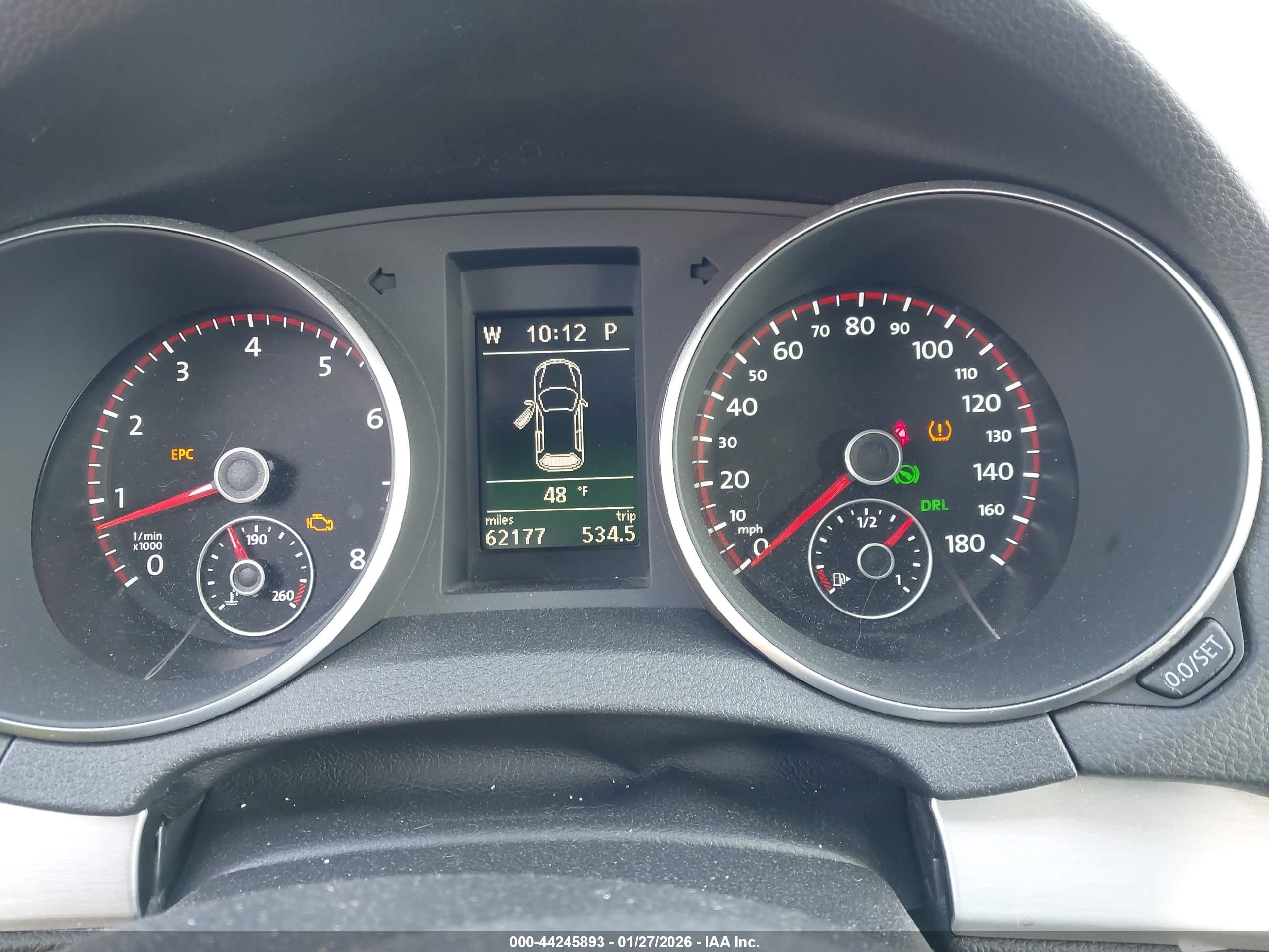 VOLKSWAGEN GTI image 7