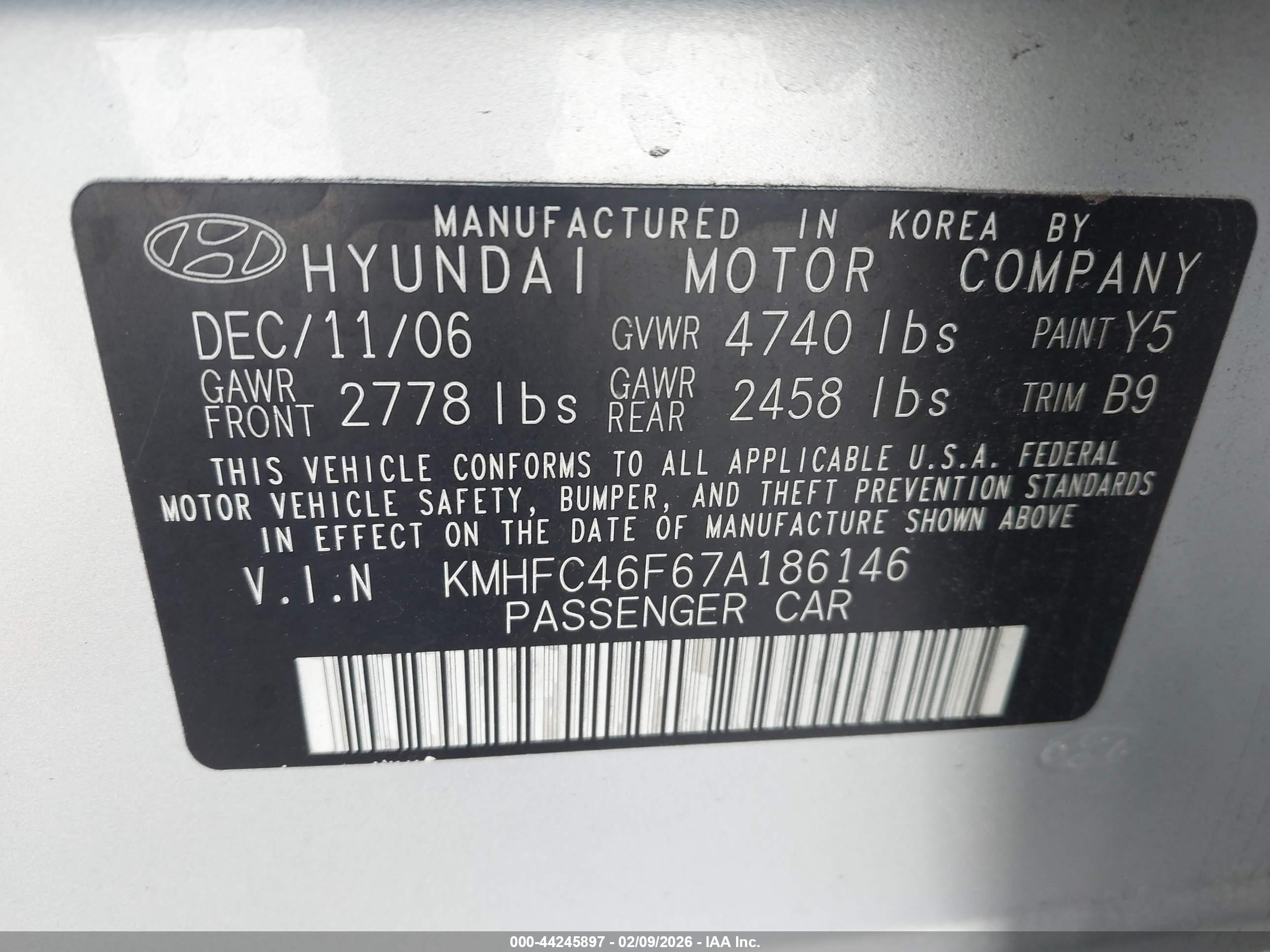 HYUNDAI AZERA image 9