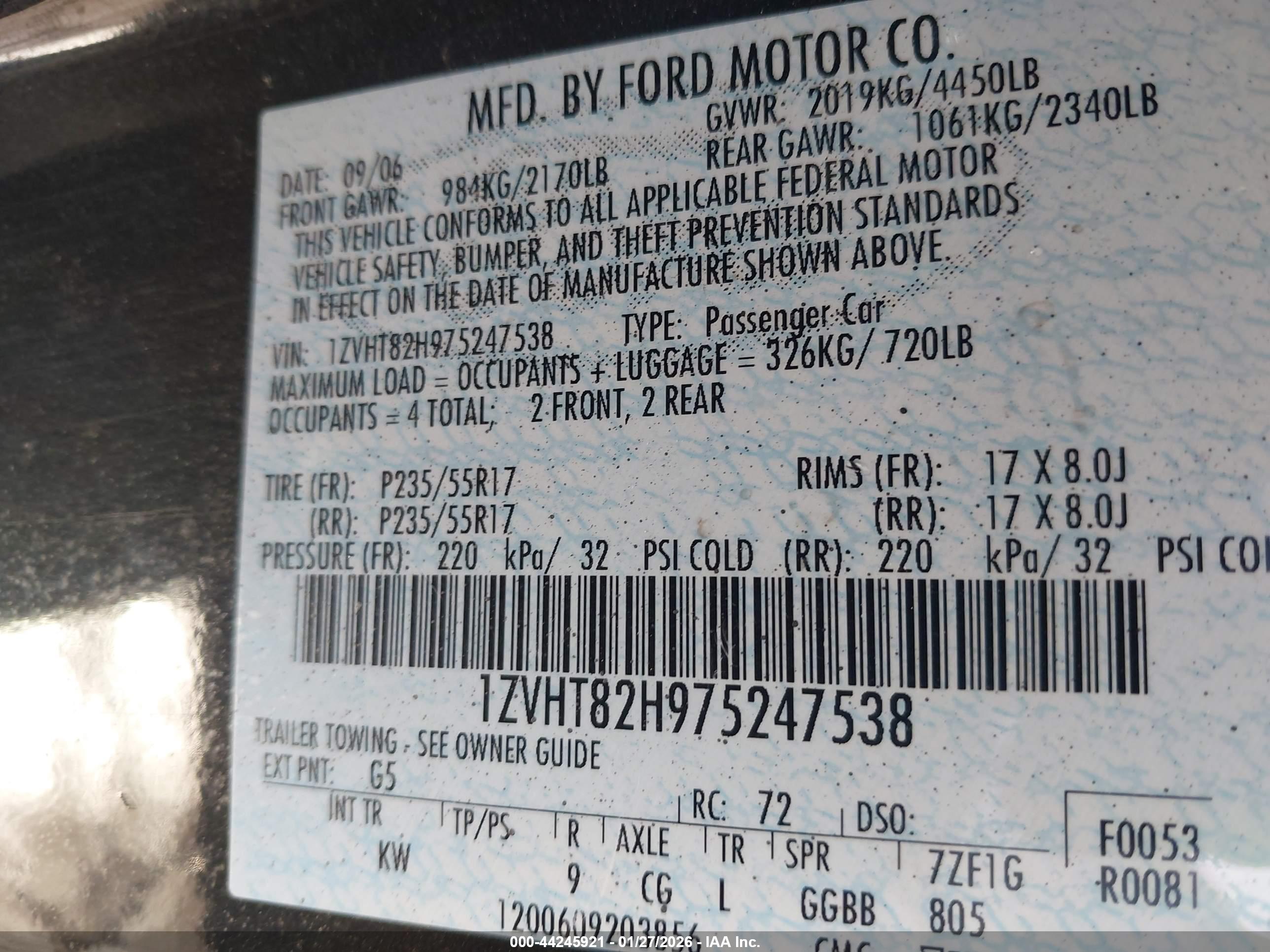 FORD MUSTANG image 9