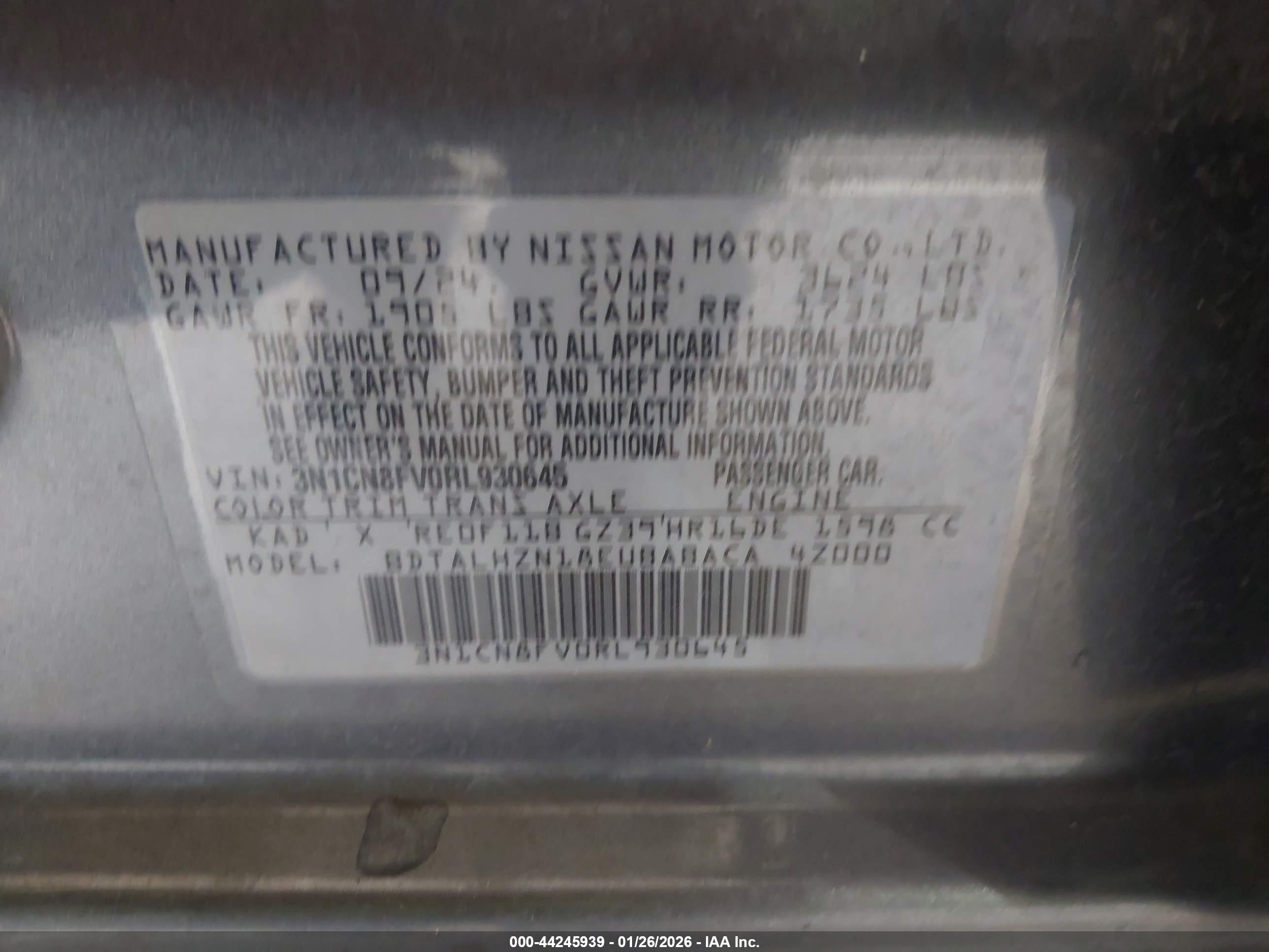 NISSAN VERSA image 9